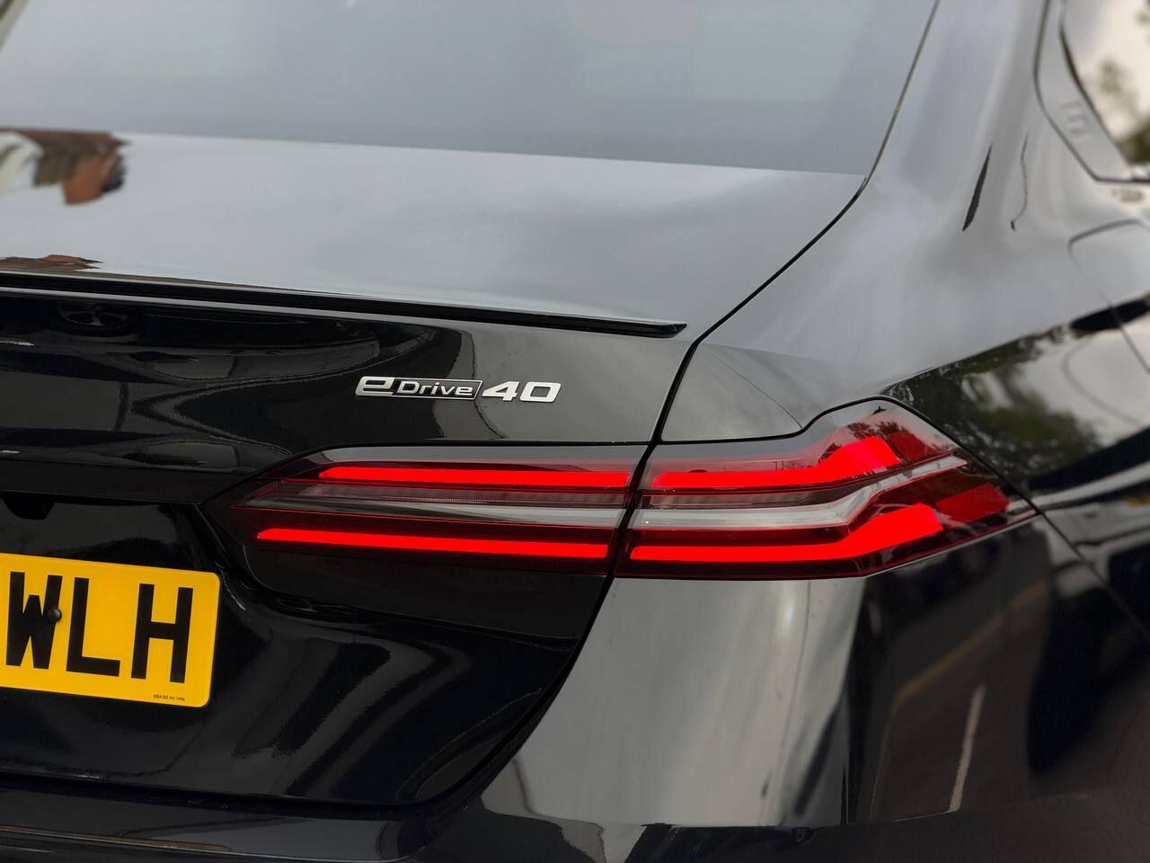 BMW i5 view 76