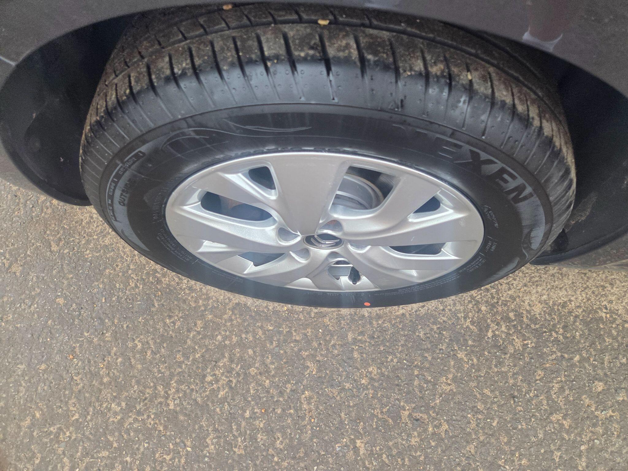 Citroen C4 Picasso view 25