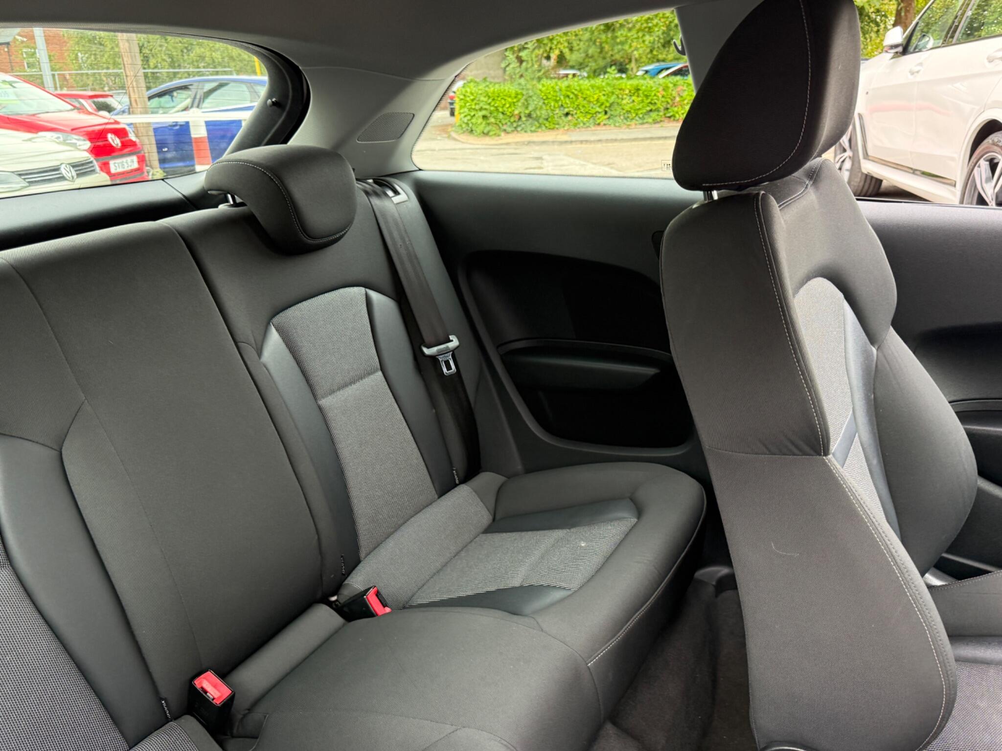 Audi A1 - Image 36