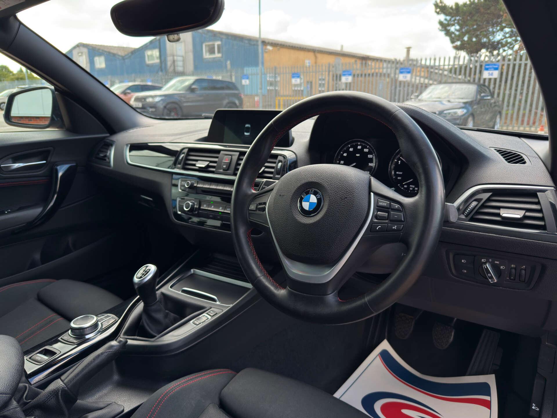 BMW 2 Series view 12