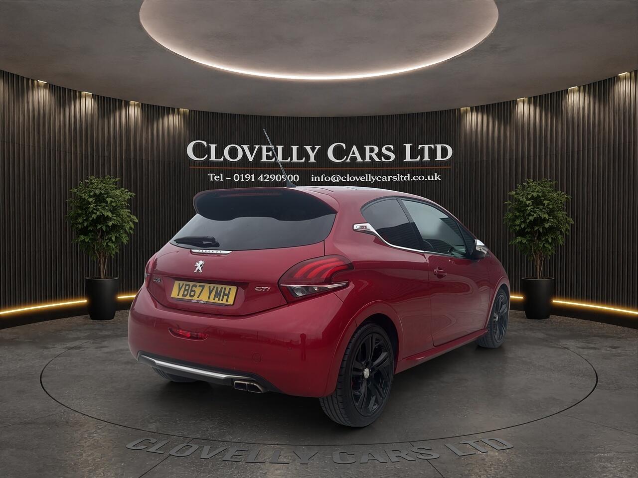 Peugeot 208 view 18