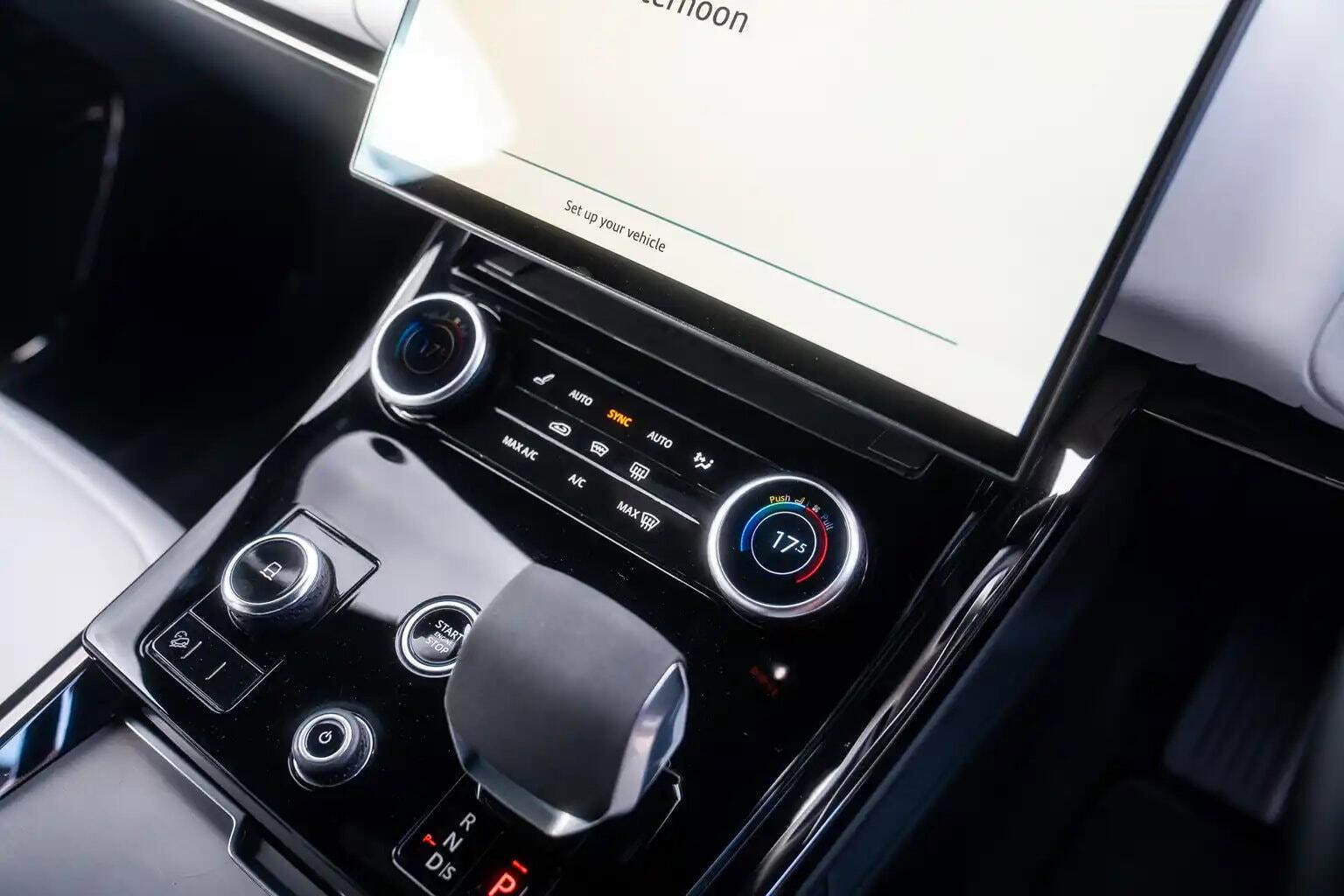 Land Rover Range Rover Sport view 25