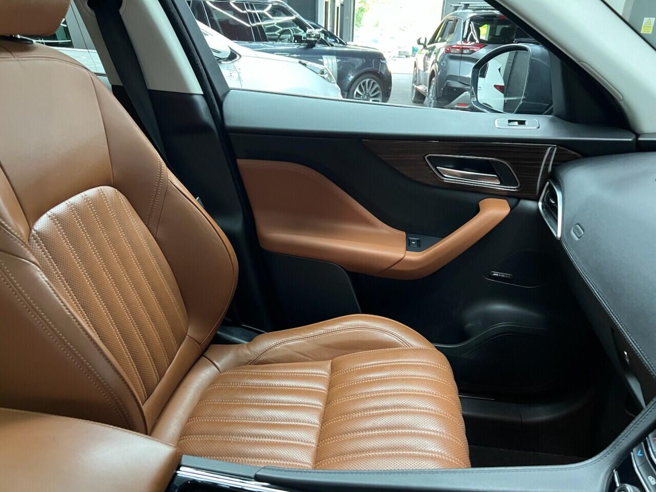 Jaguar F-Pace view 35