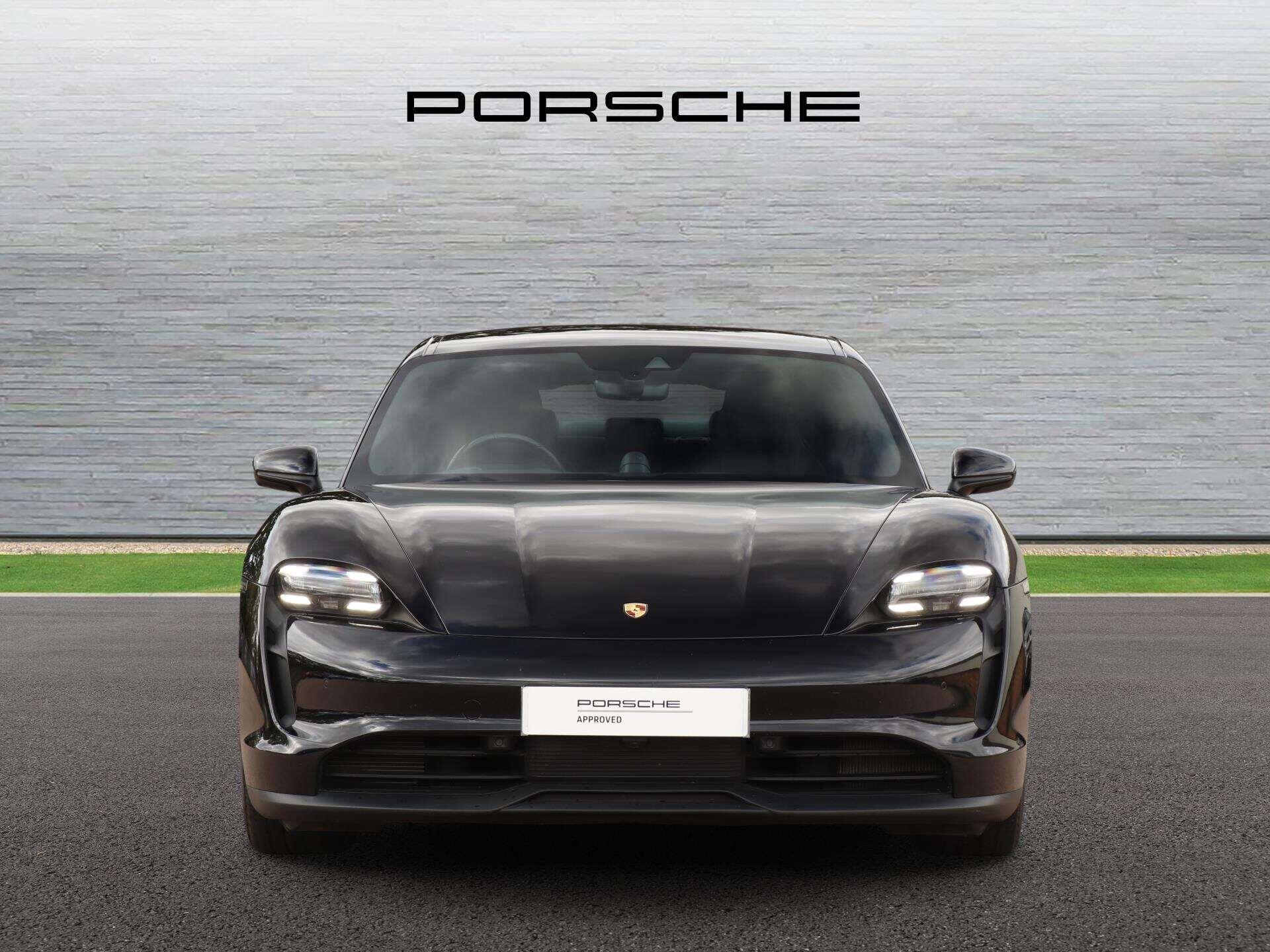 Porsche Taycan view 8