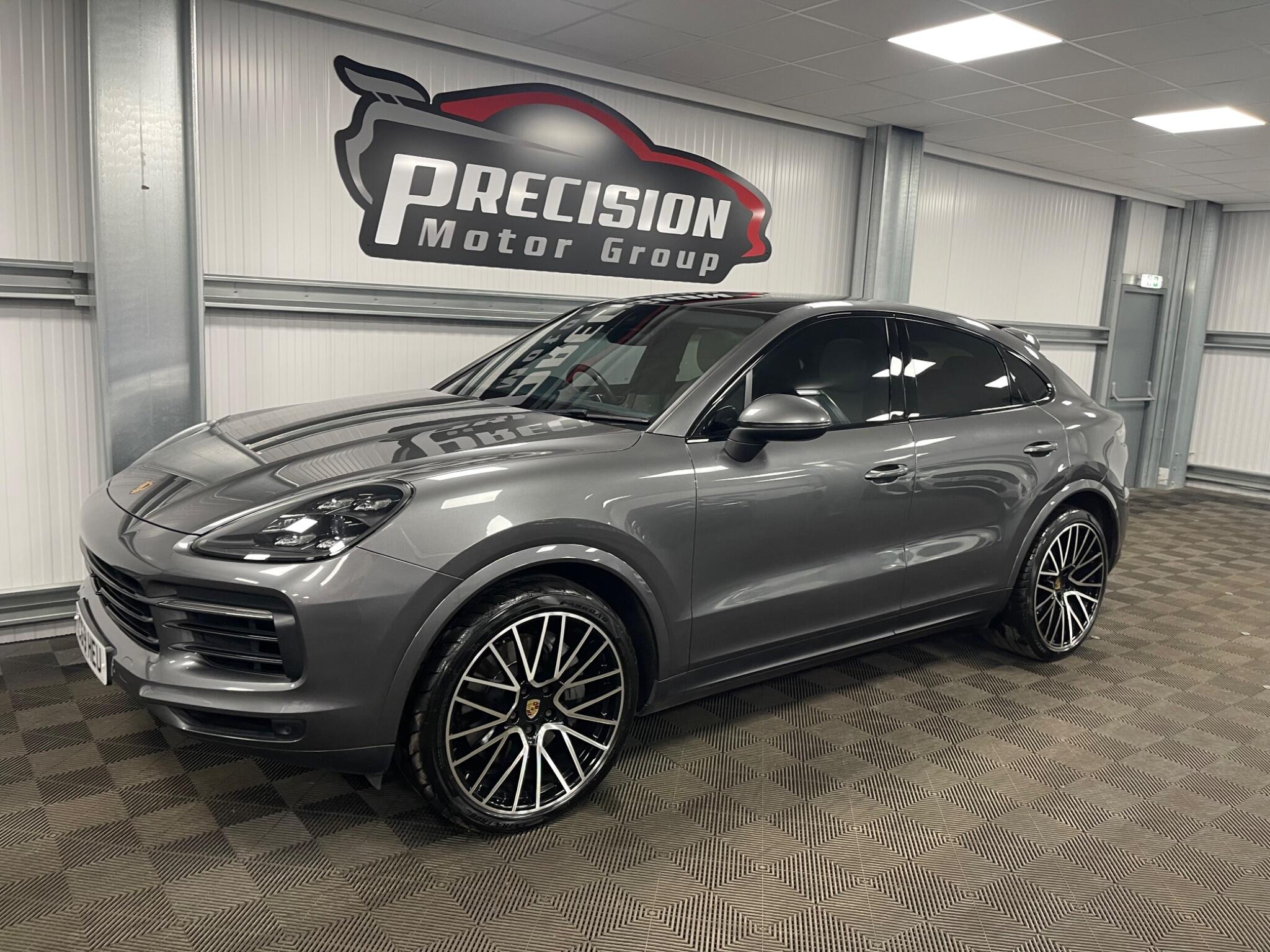 Porsche Cayenne view 6