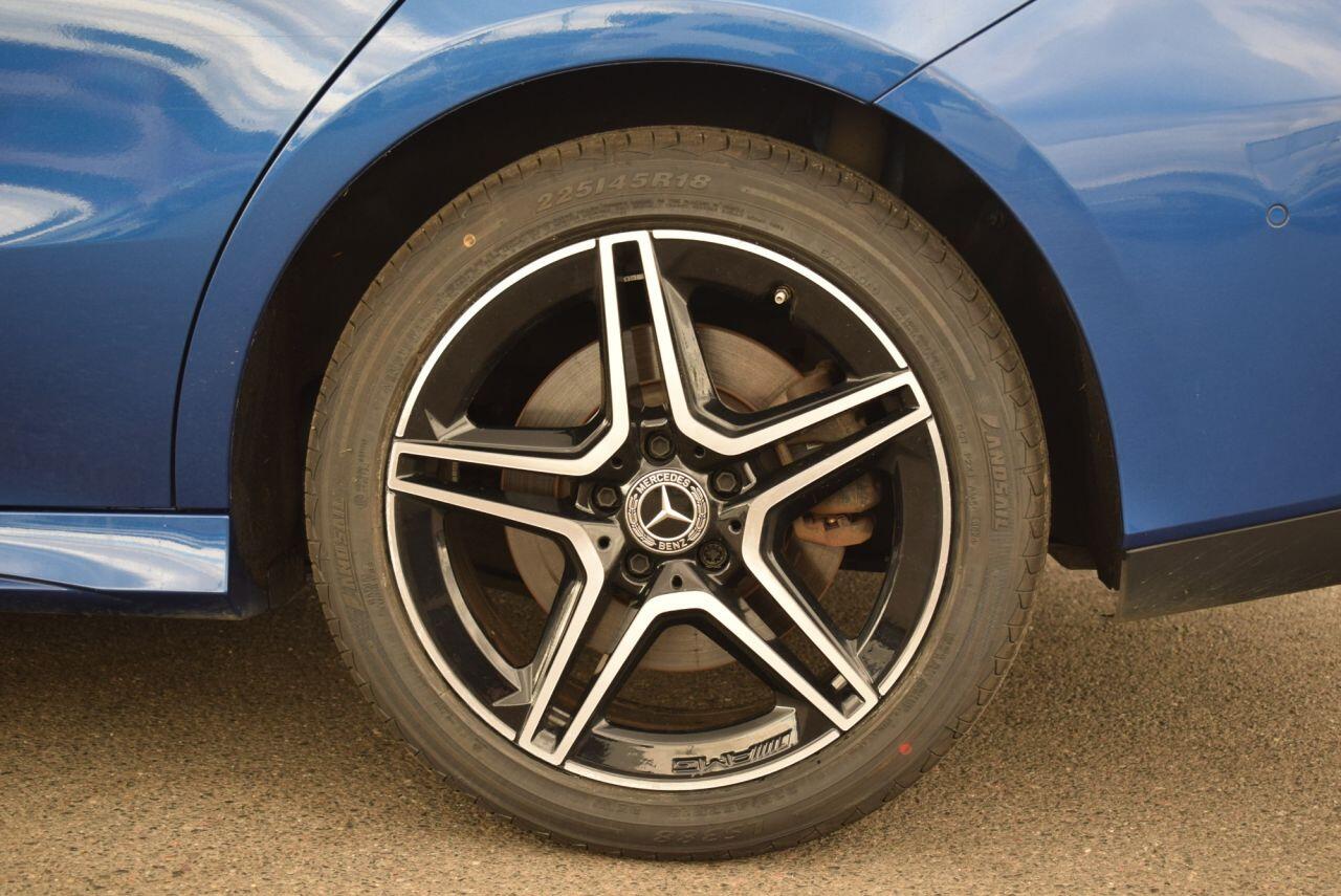 Mercedes-Benz Cla view 20
