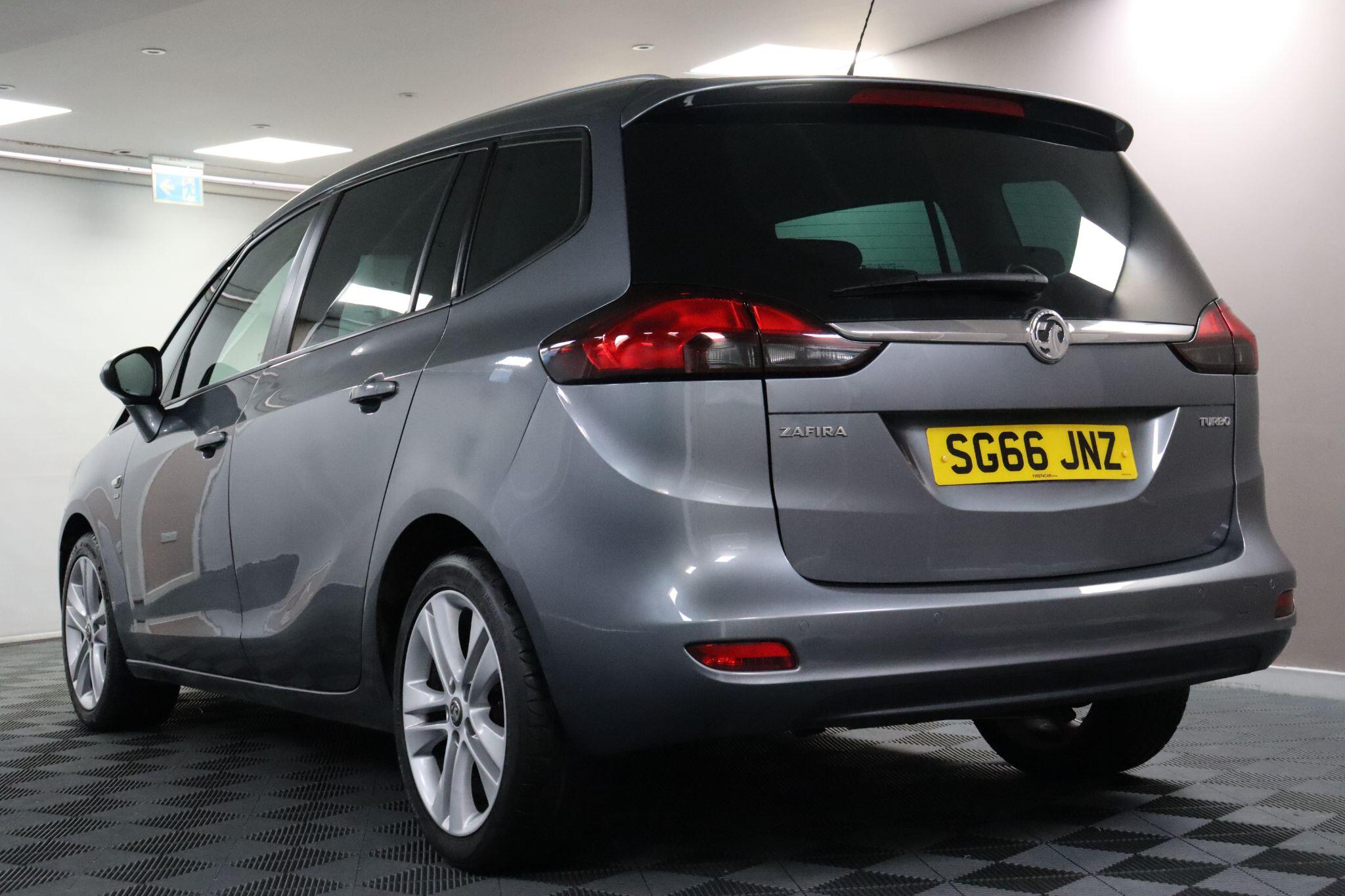 Vauxhall Zafira Tourer view 22