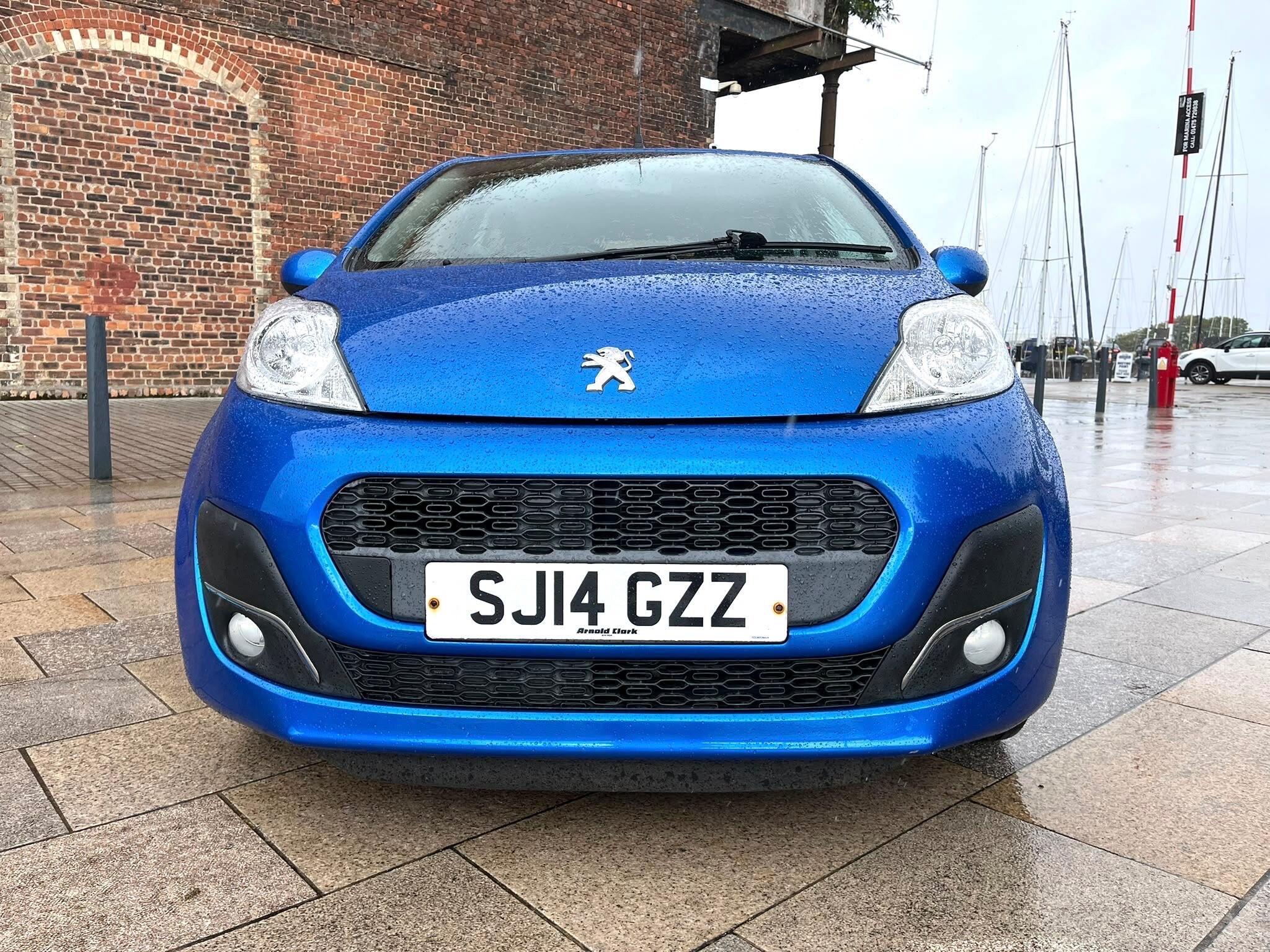 Peugeot 107 view 8