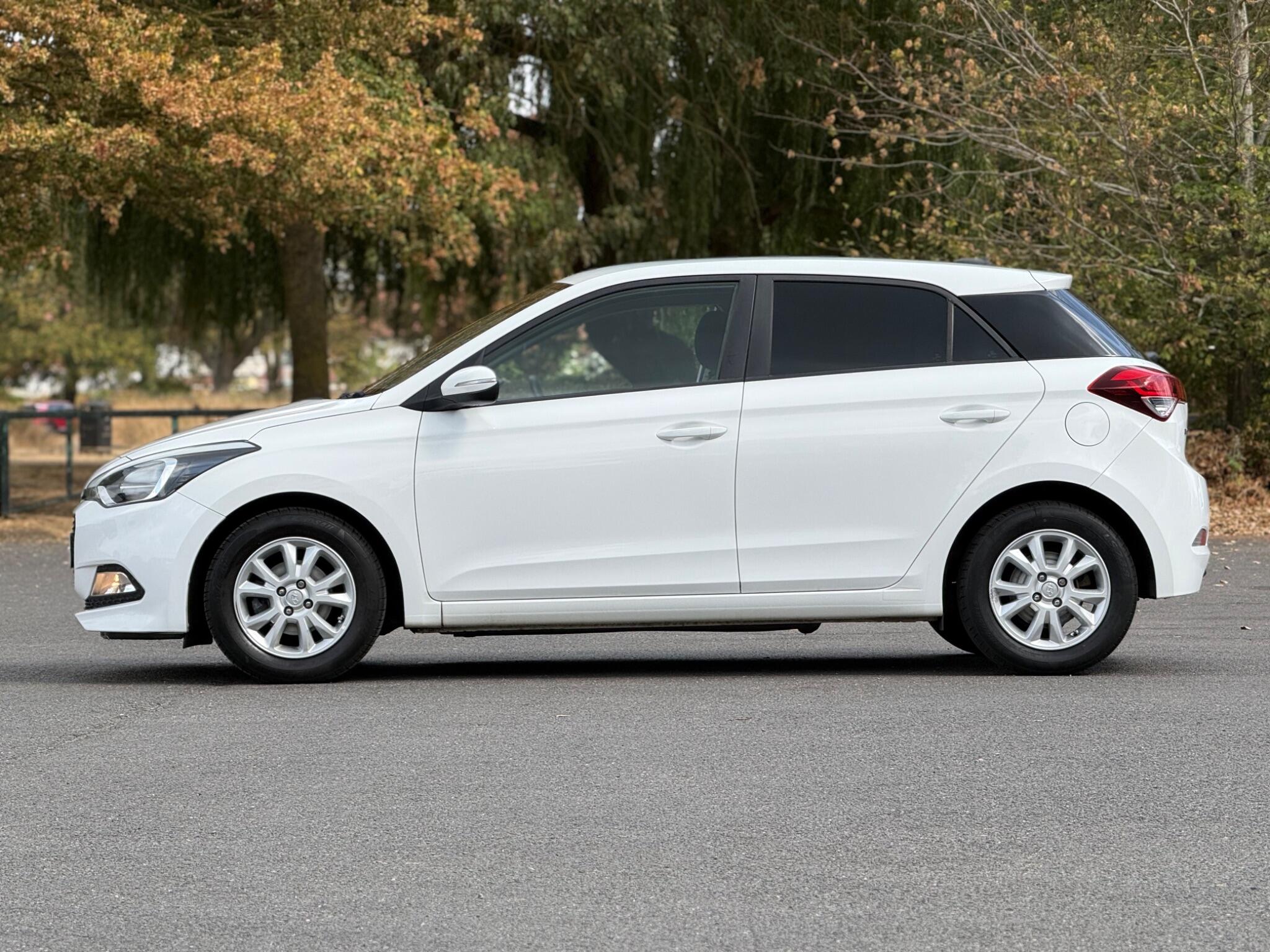 Hyundai I20 view 8