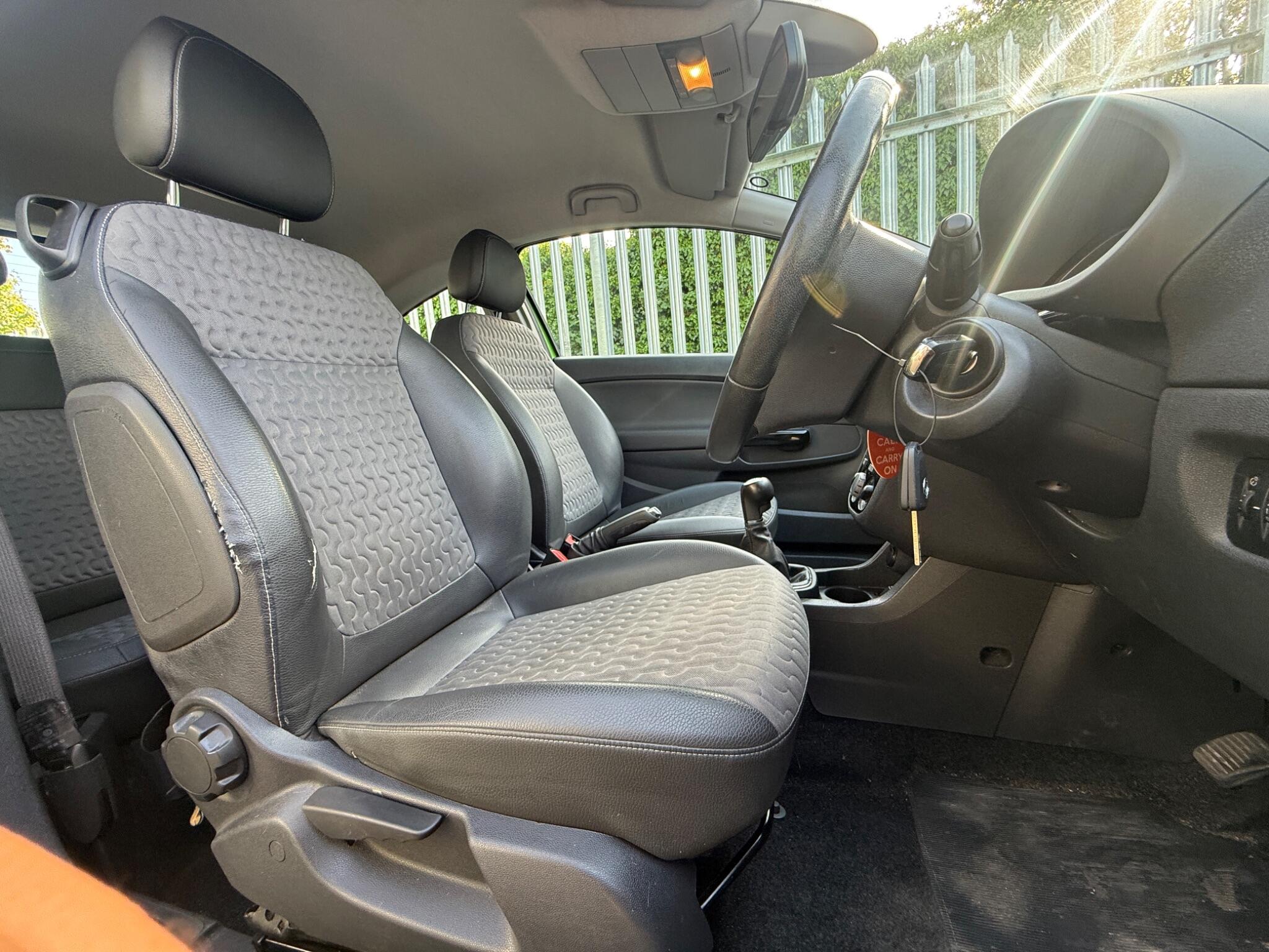 2013 Vauxhall Corsa image 20