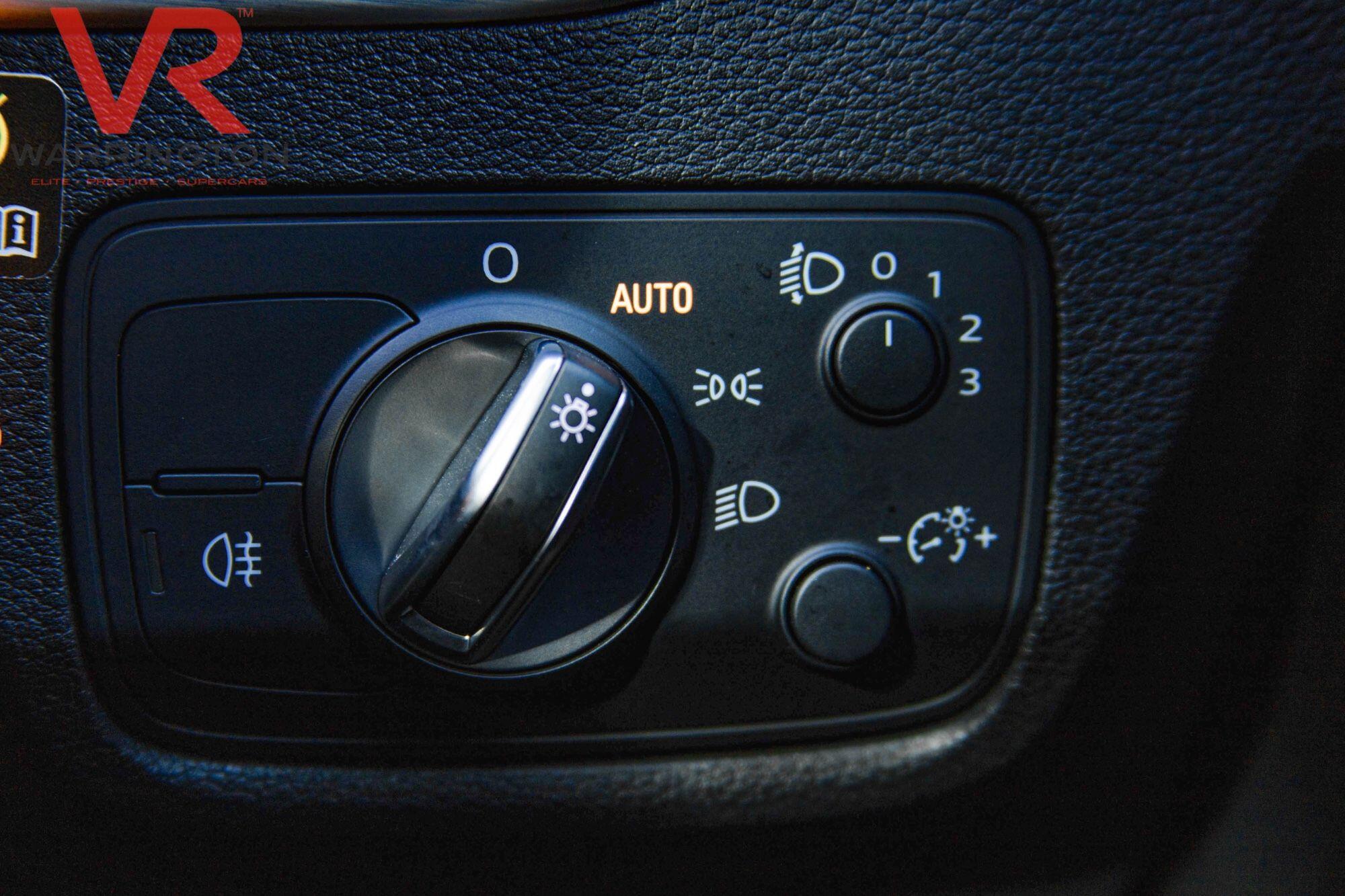 Audi Q2 view 12