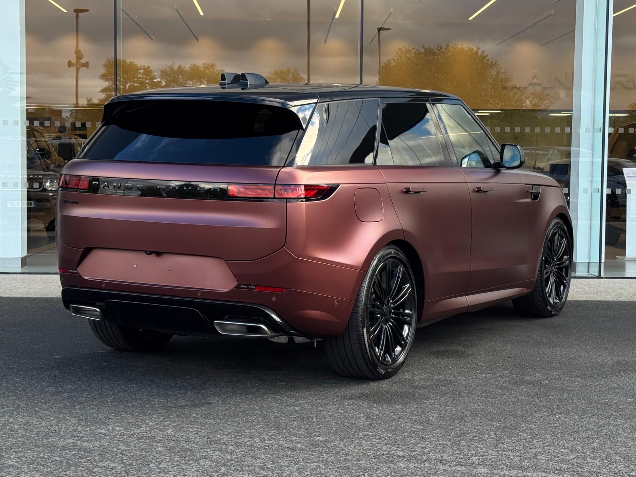 Land Rover Range Rover Sport view 6