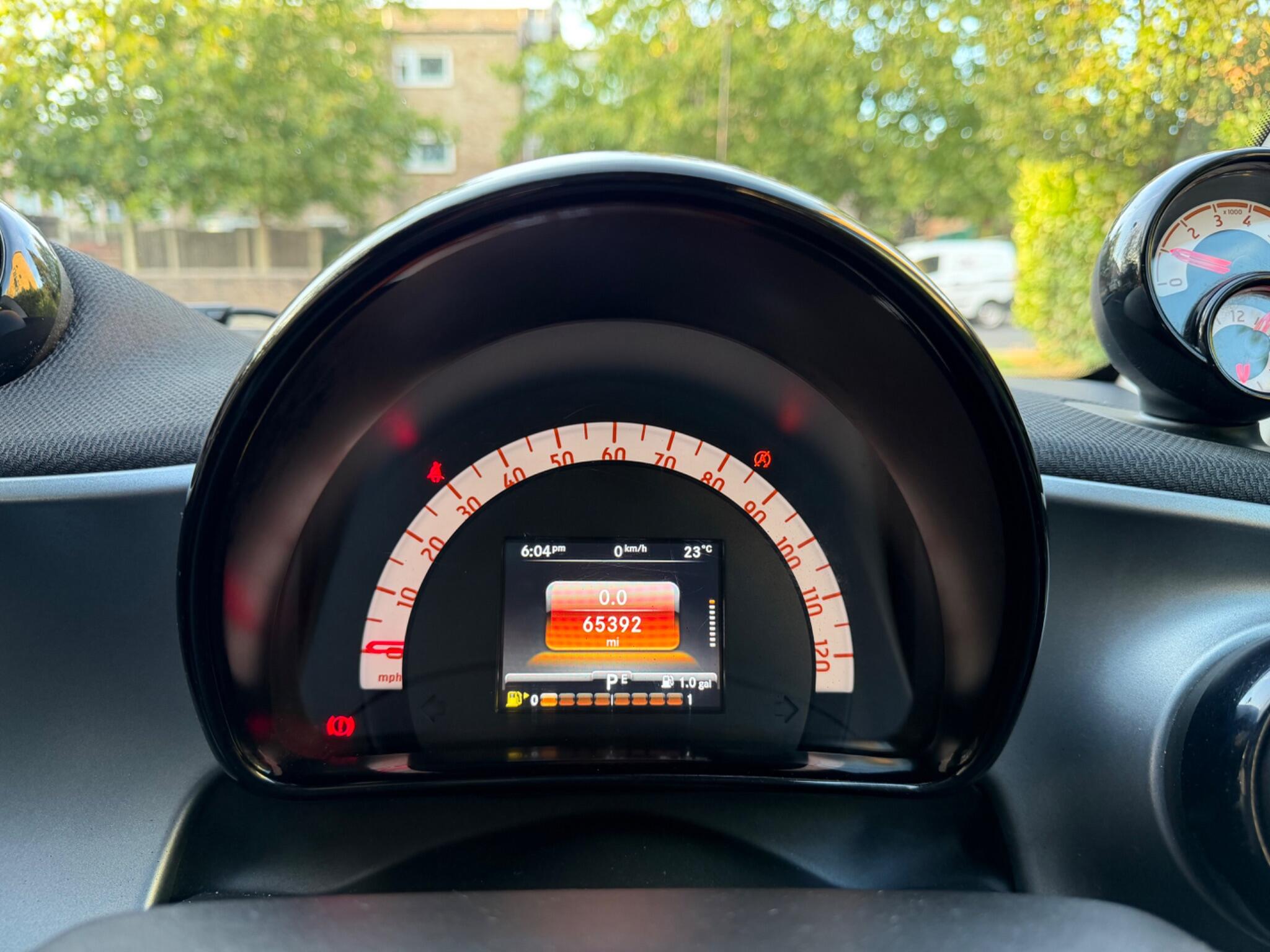smart Fortwo view 37