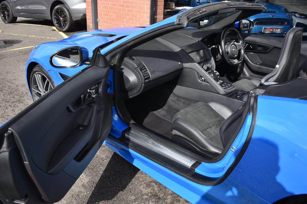 Jaguar F-Type view 29