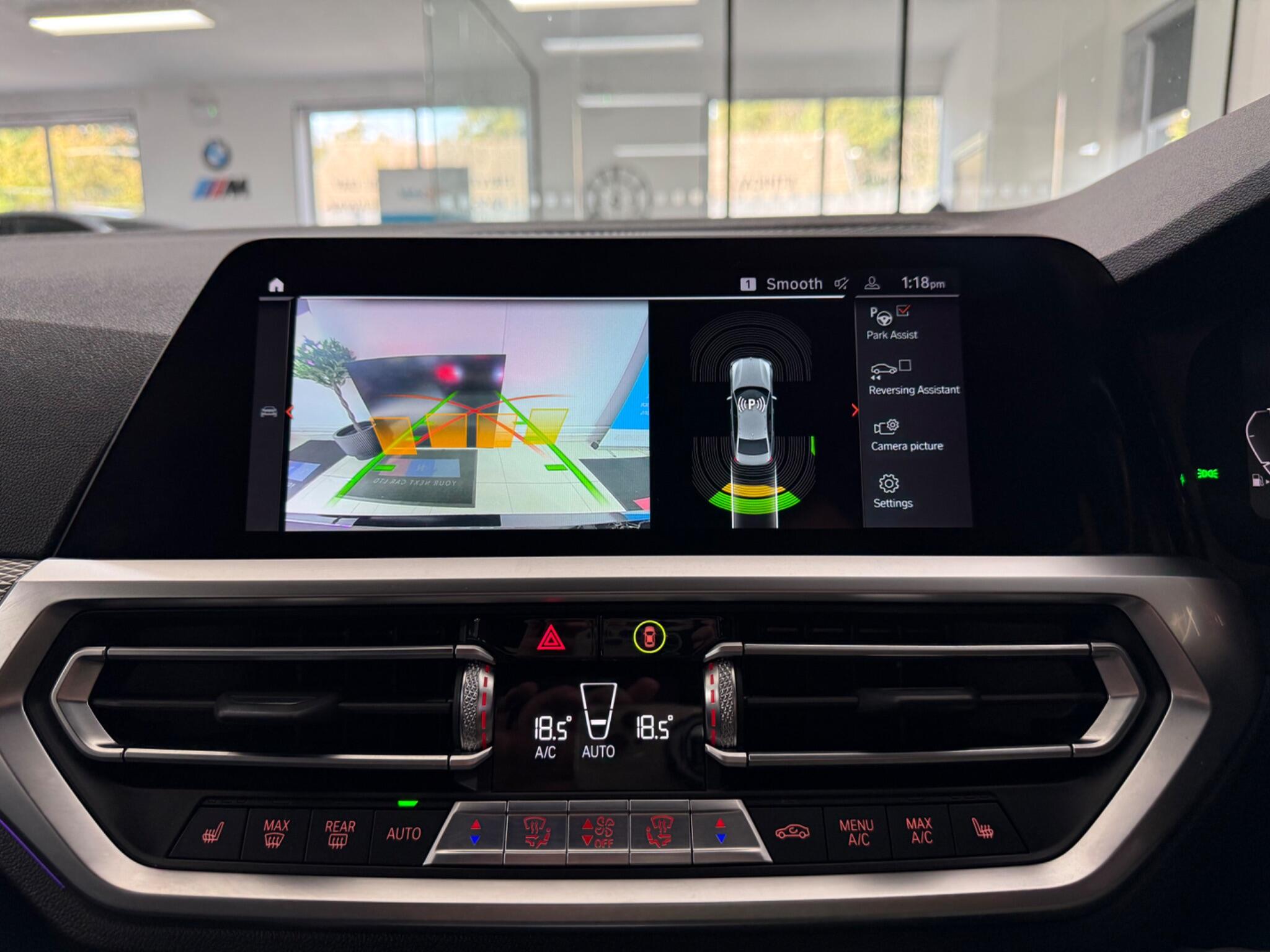 BMW 3 Series view 8