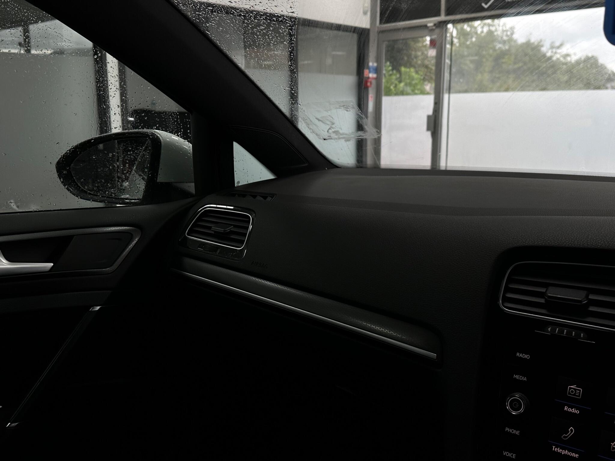 Volkswagen Golf view 32