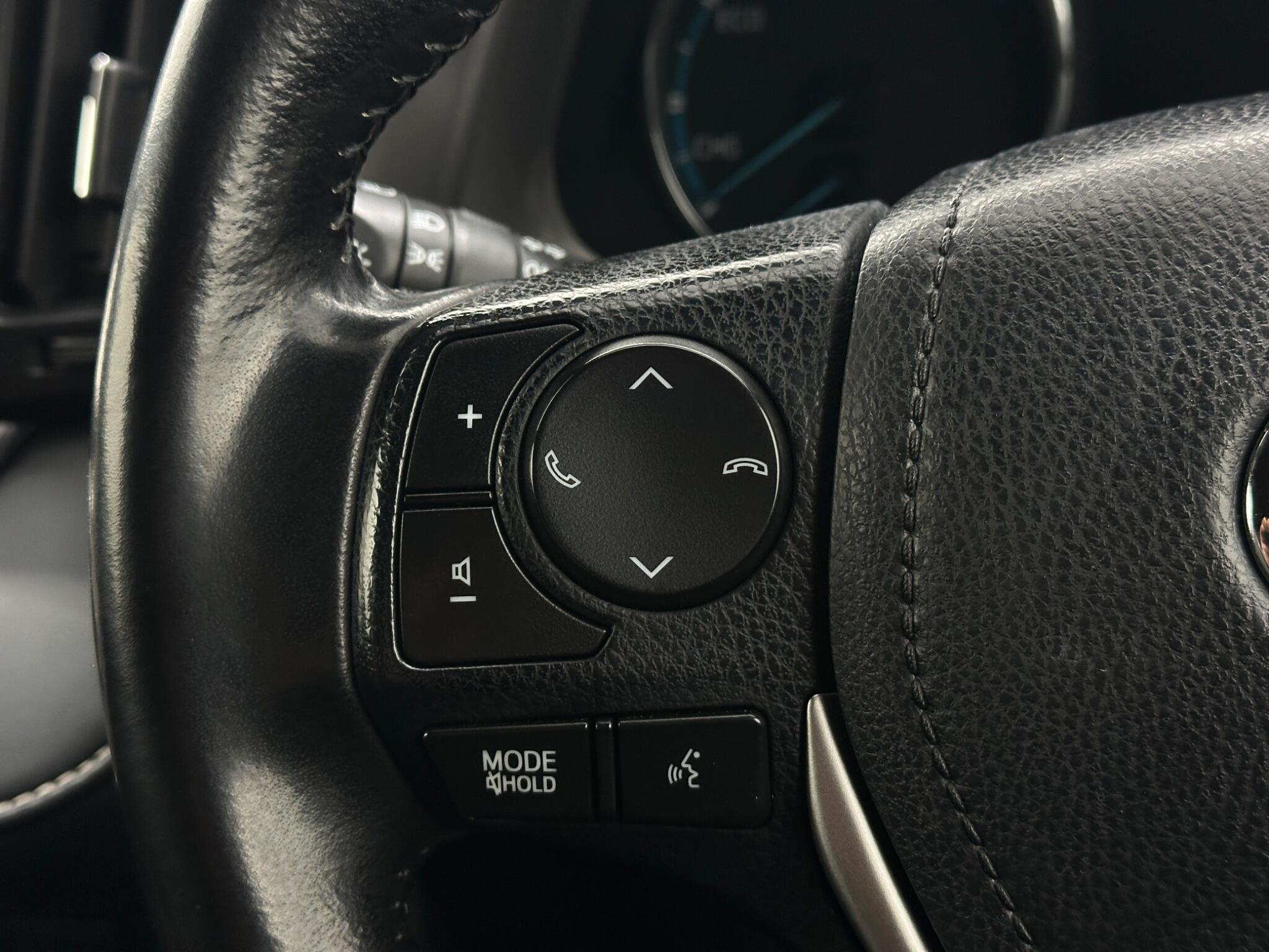 Toyota Rav4 view 15