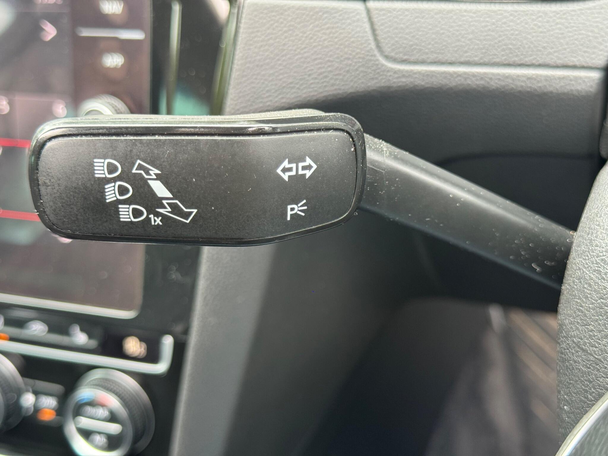 Volkswagen Passat view 40