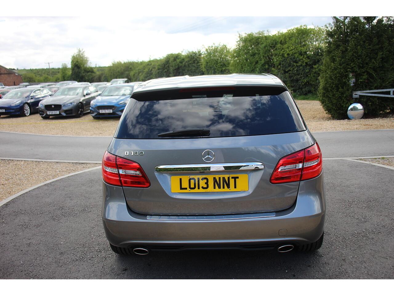 Mercedes-Benz B-Class view 9