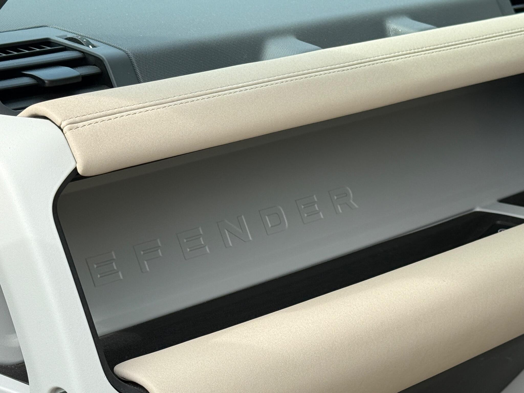 Land Rover Defender view 45