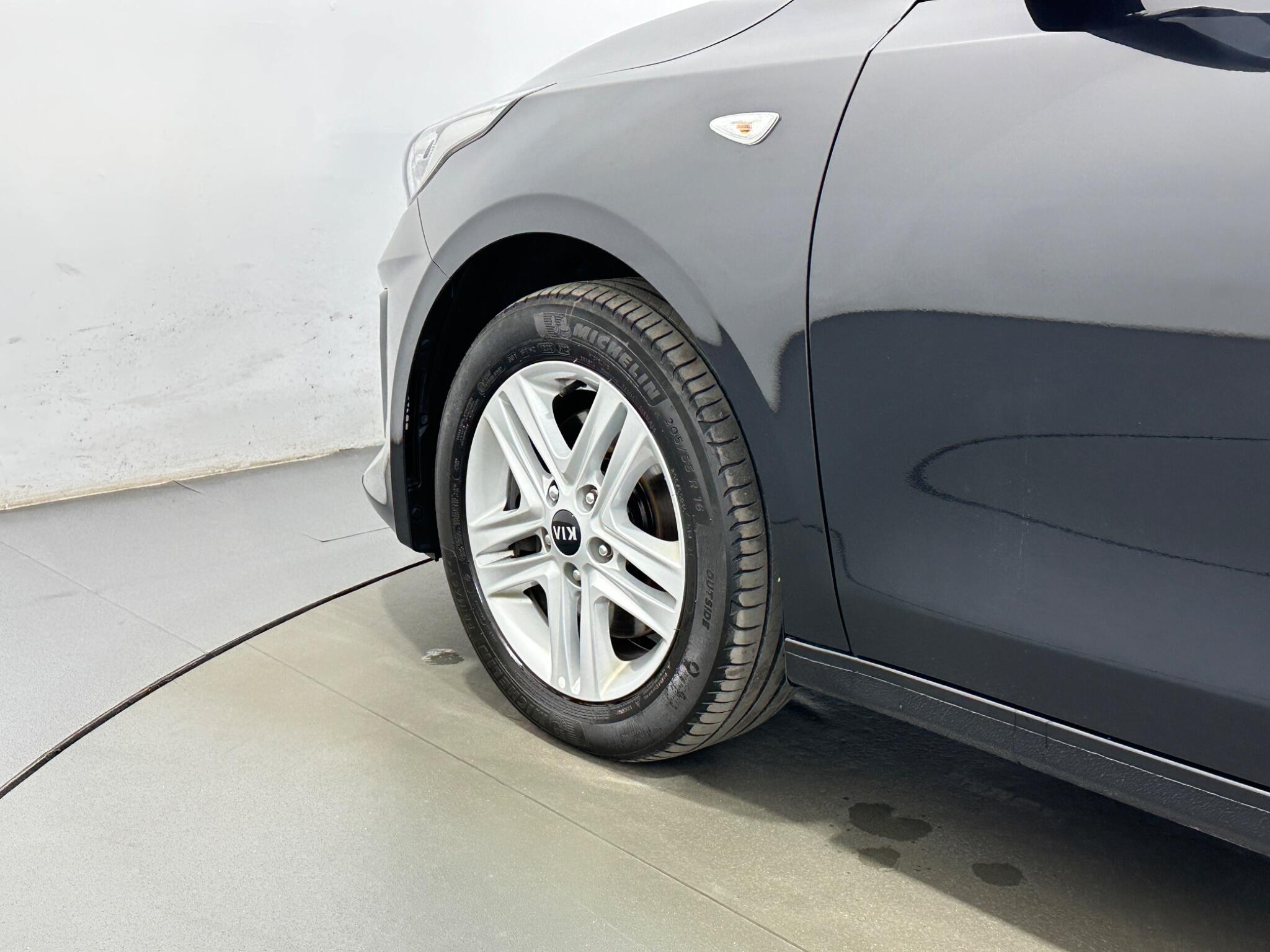 Kia Ceed view 49