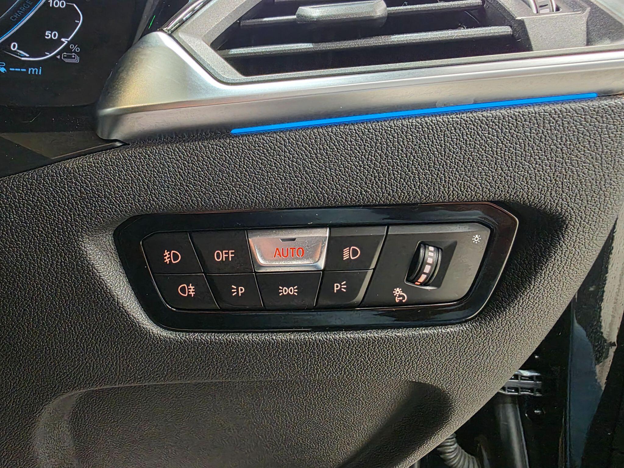 BMW 3 Series view 17