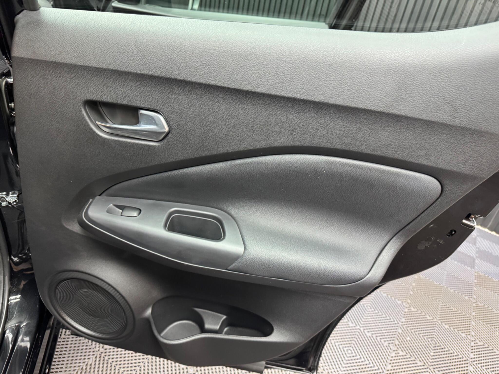 Nissan Juke view 34