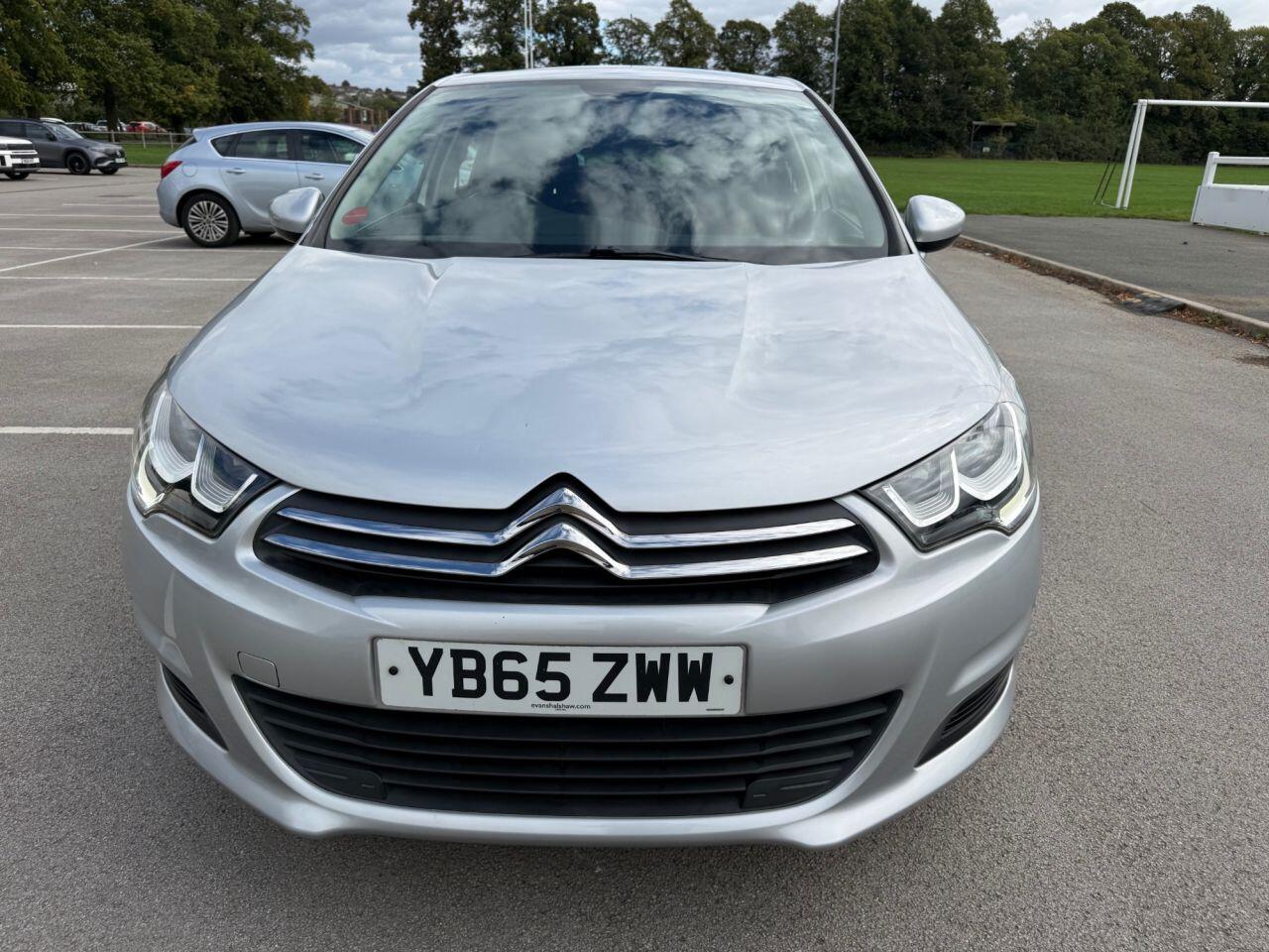 Citroen C4 view 5