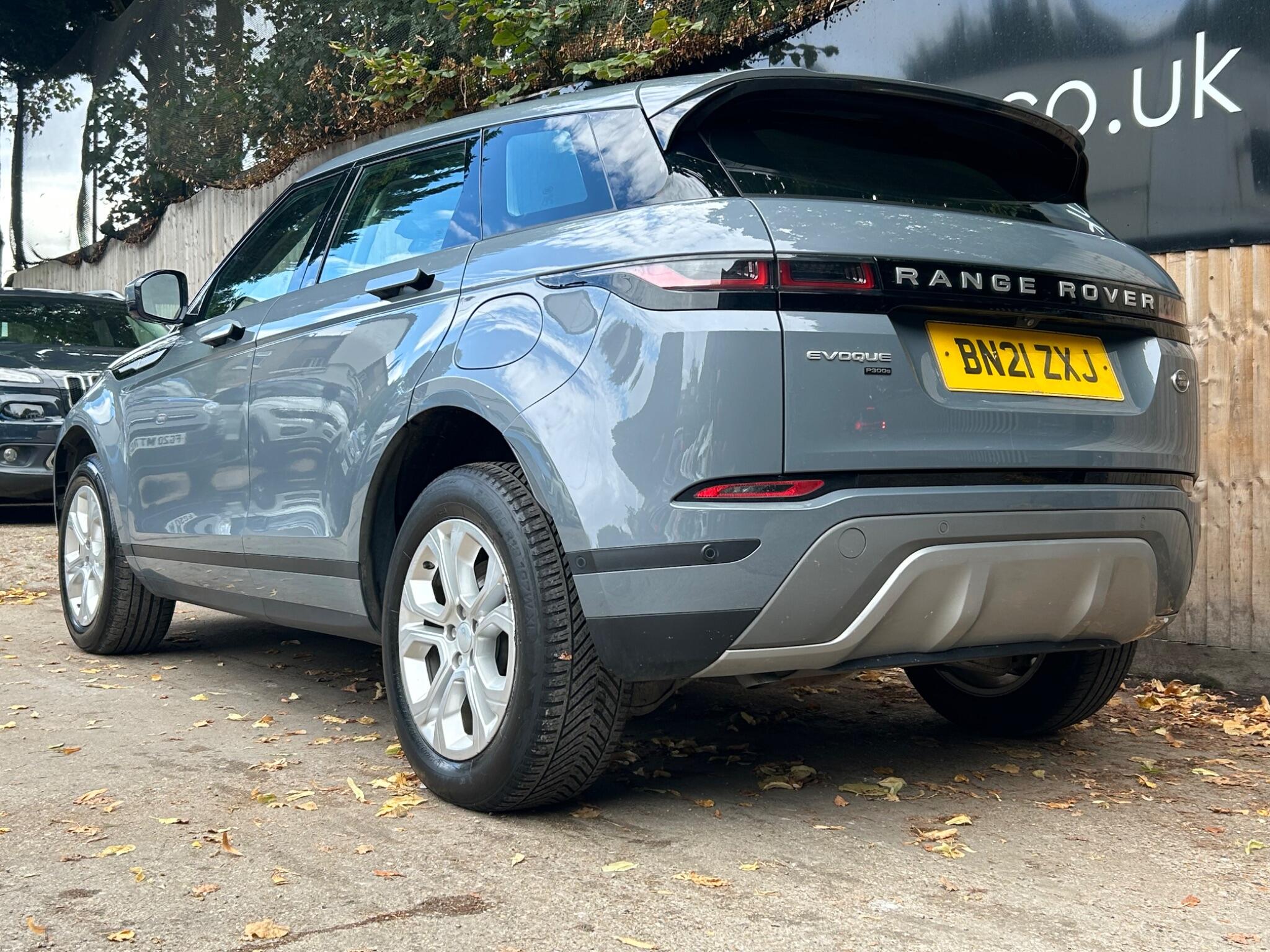 Land Rover Range Rover Evoque view 14