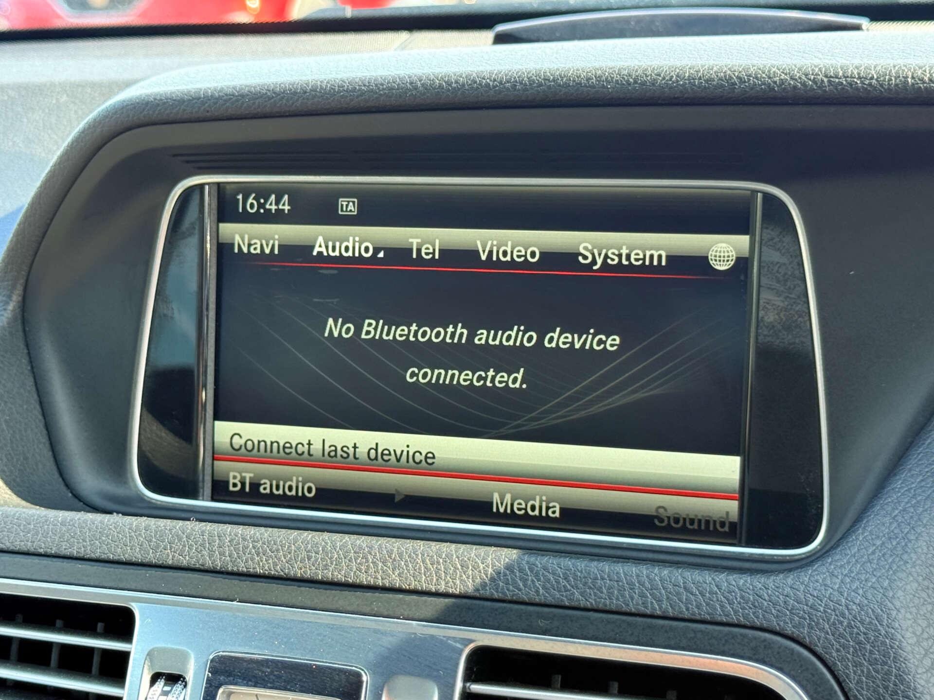 Mercedes-Benz E-Class view 59