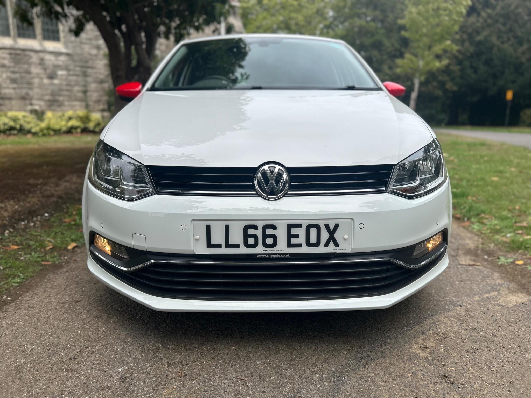 Volkswagen Polo view 12