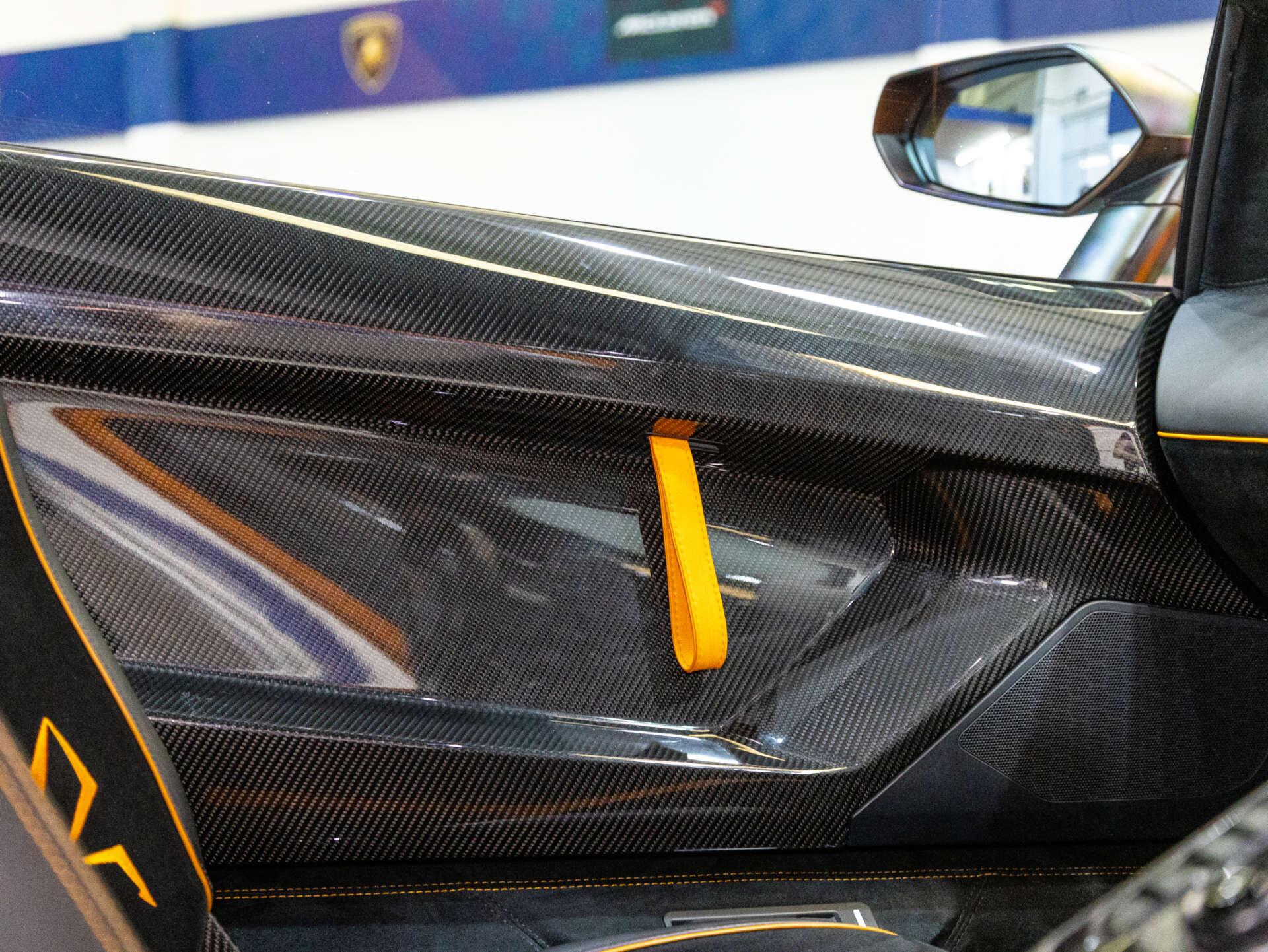 Lamborghini Aventador view 54