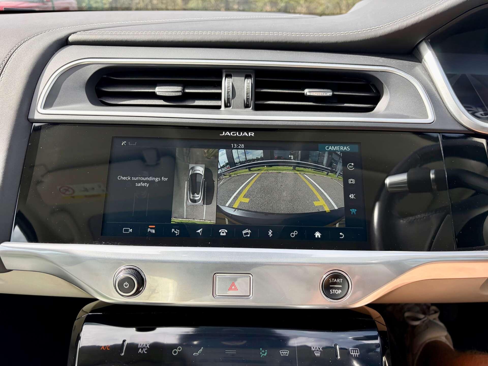 Jaguar I-Pace view 62