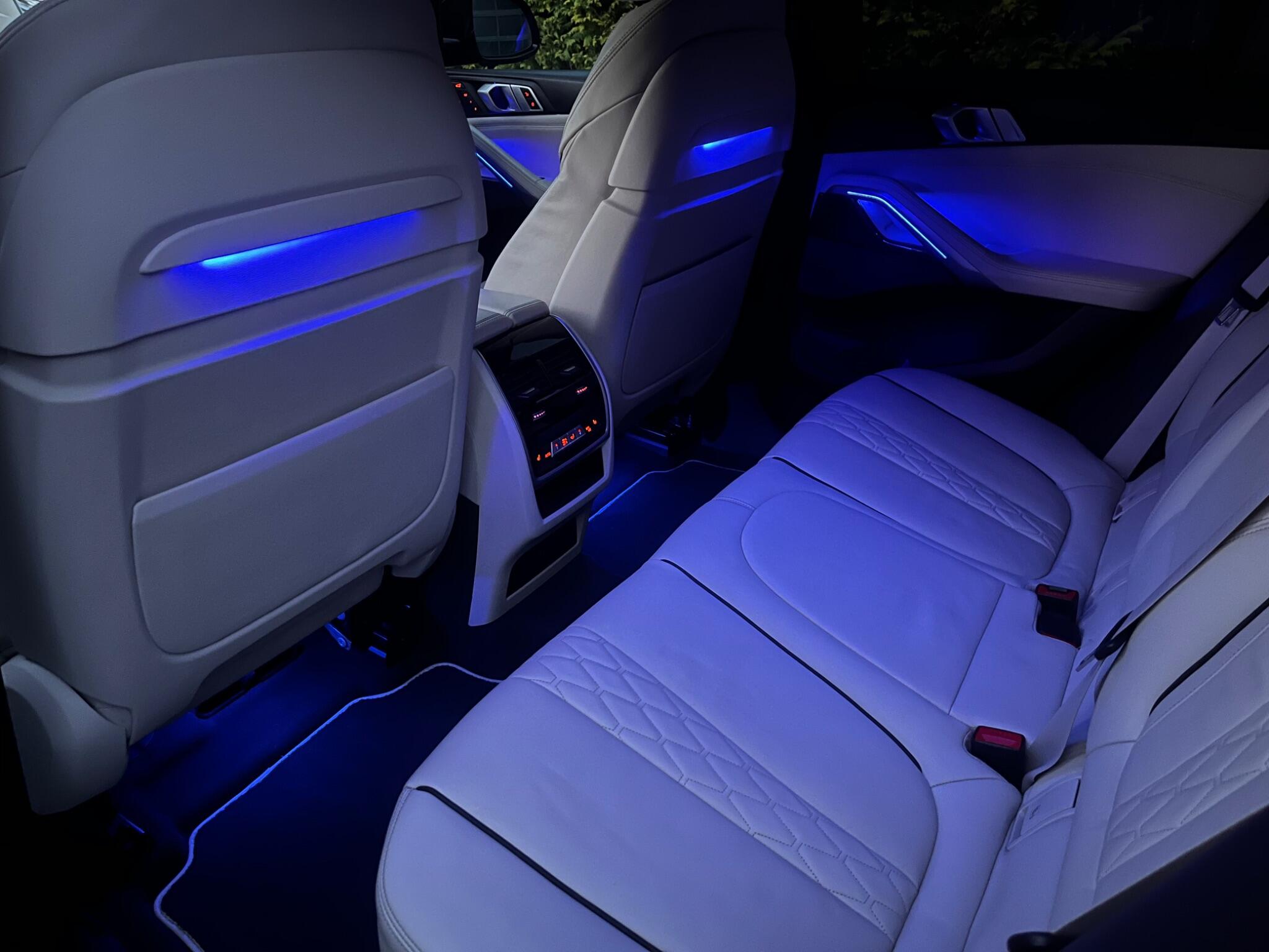 BMW X6 view 80