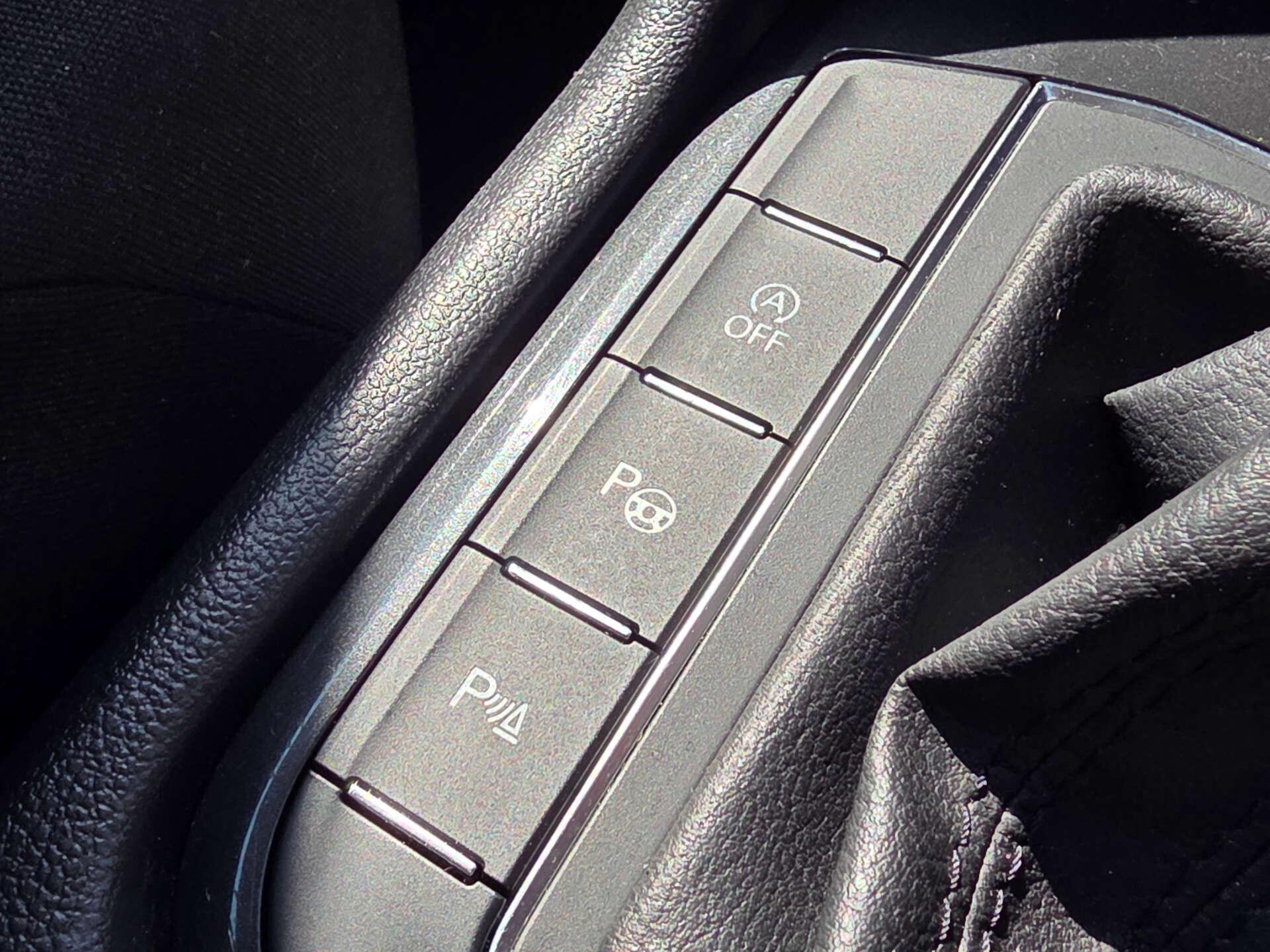 Volkswagen Tiguan view 32