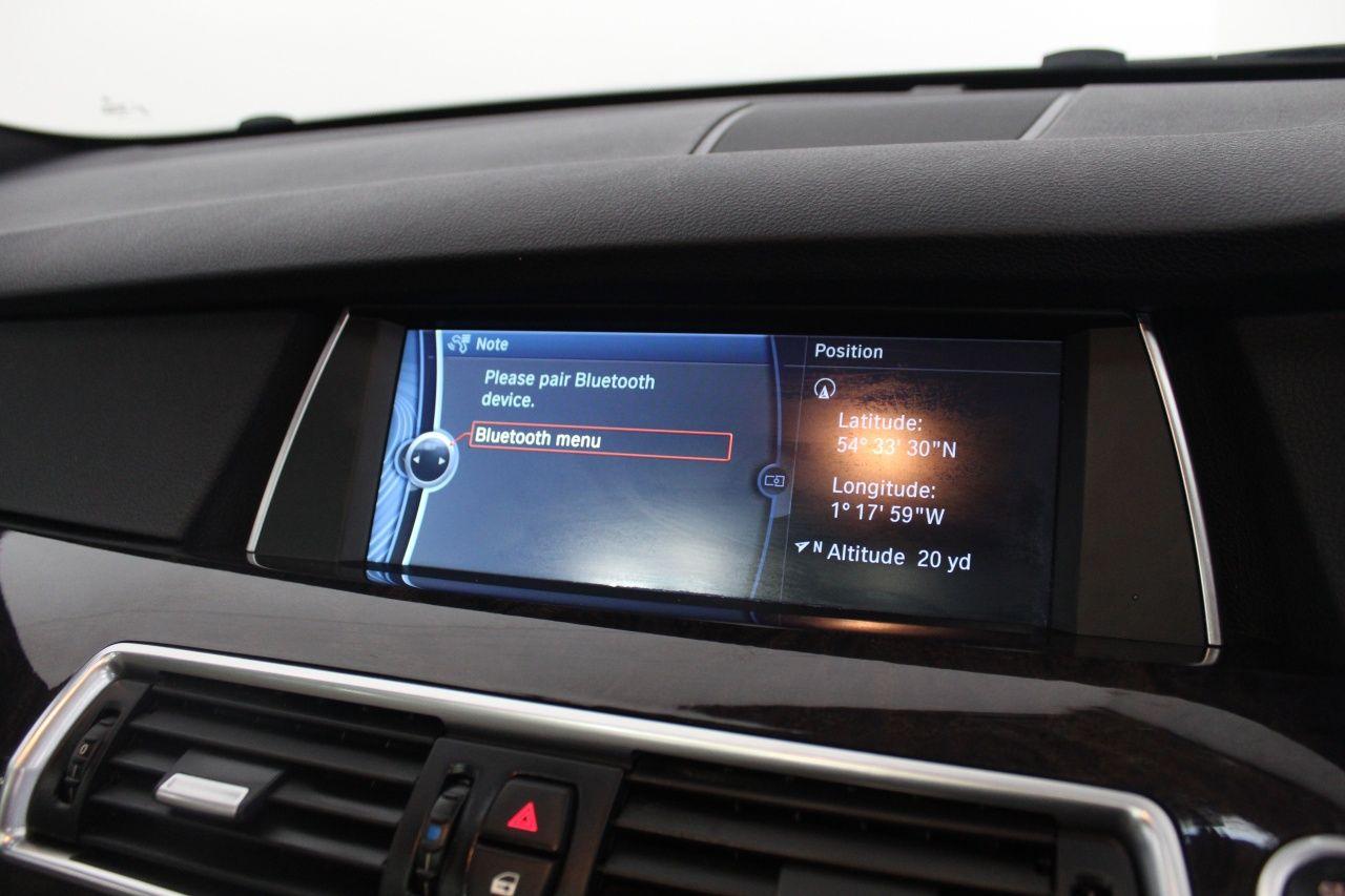 BMW 5 Series view 40