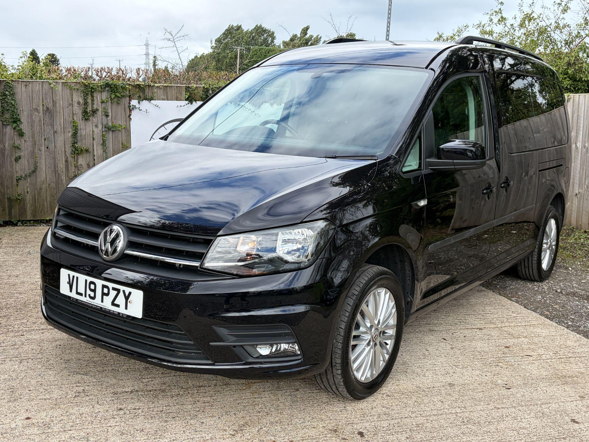 Volkswagen Caddy Maxi Life view 3