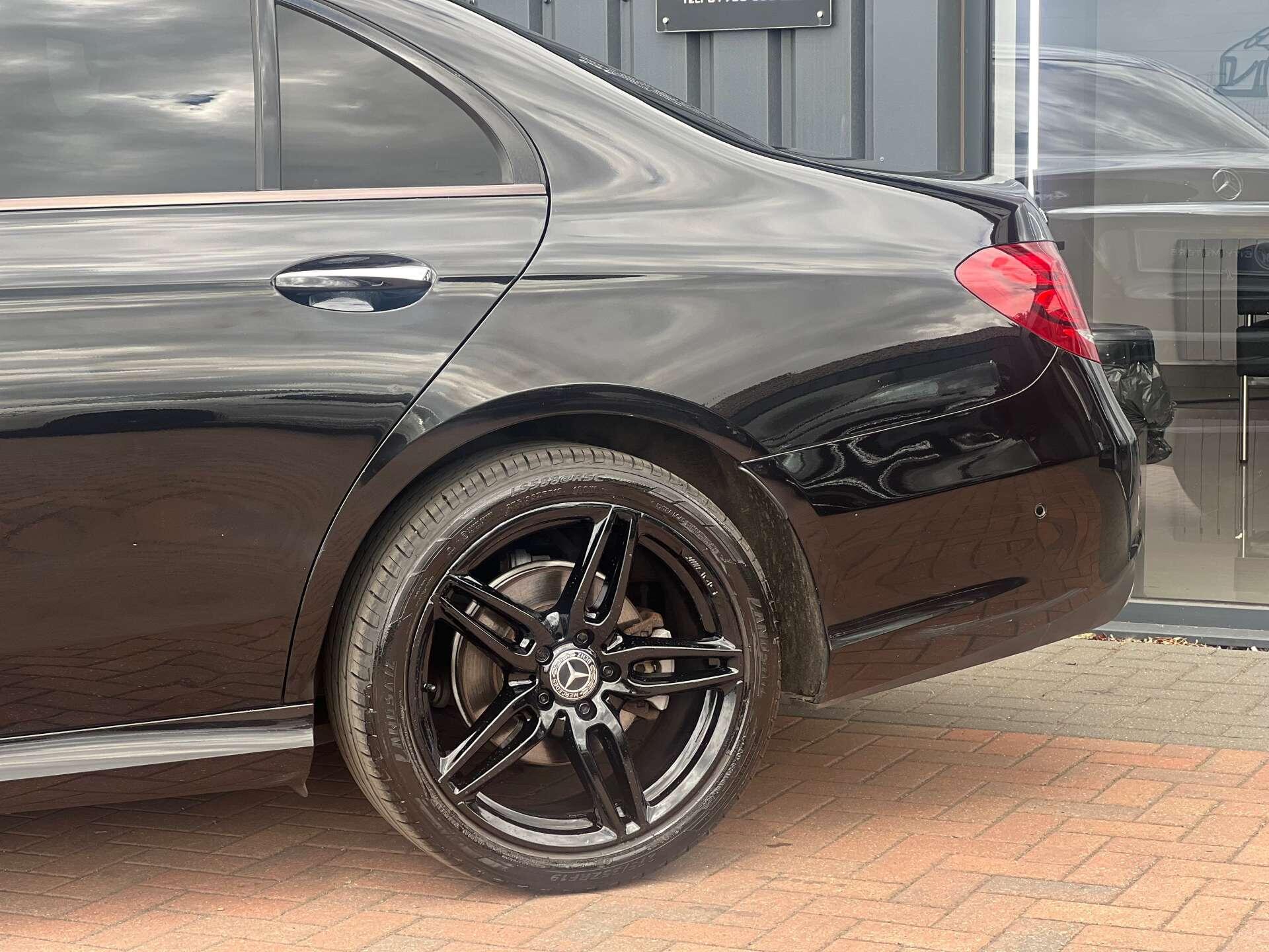 Mercedes-Benz E-Class view 68