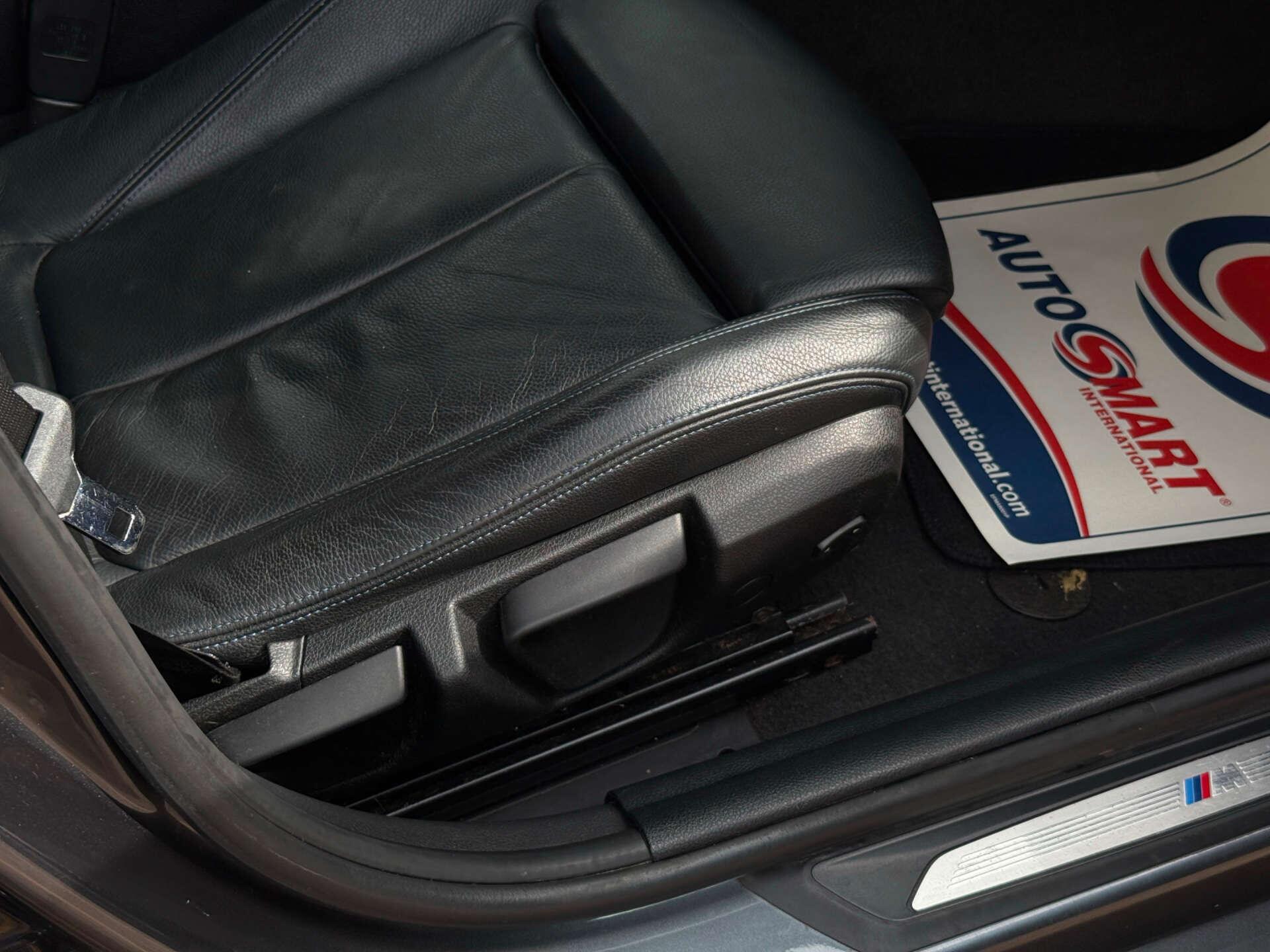 BMW 1 Series view 24