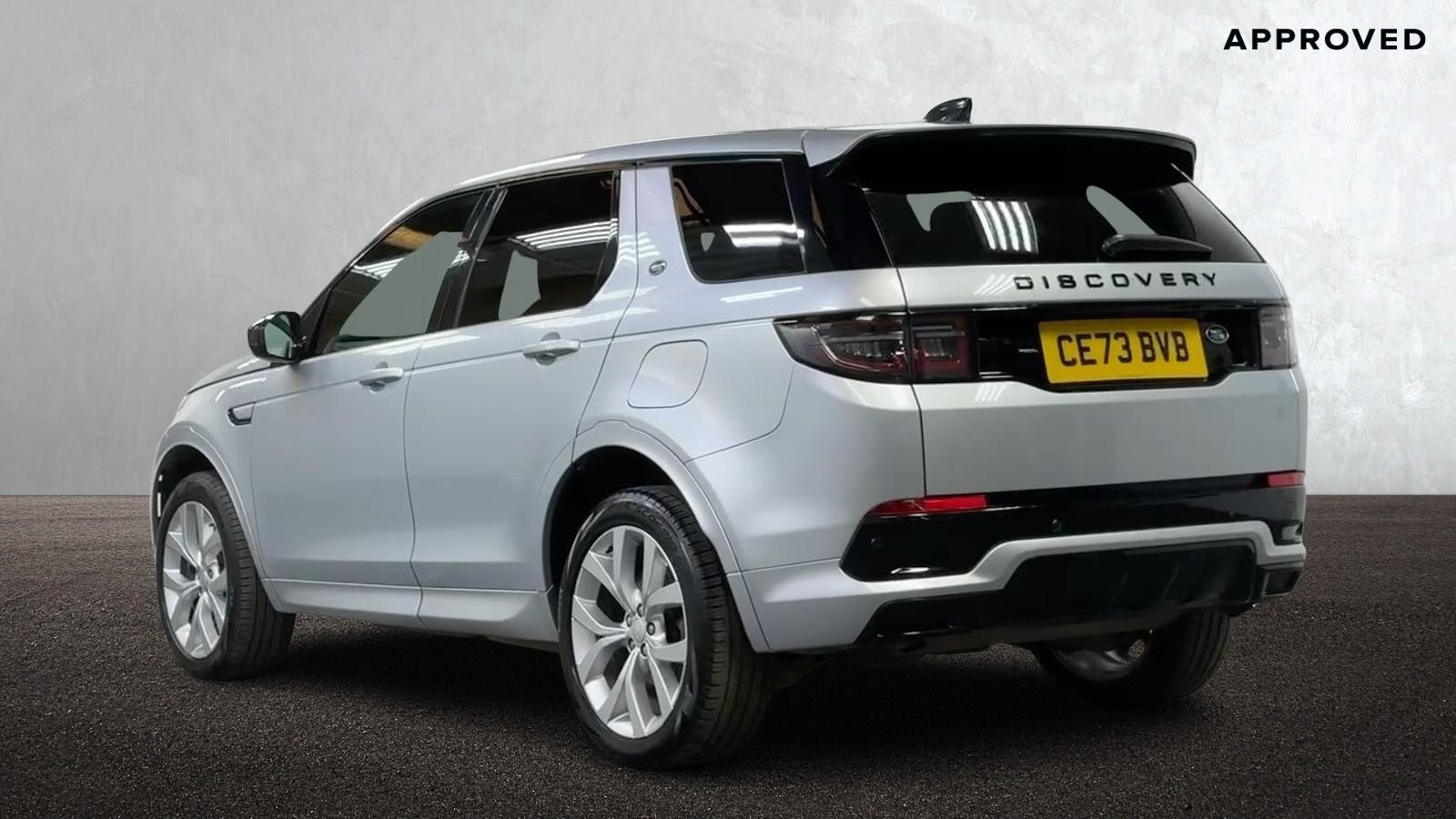 Land Rover Discovery Sport view 2