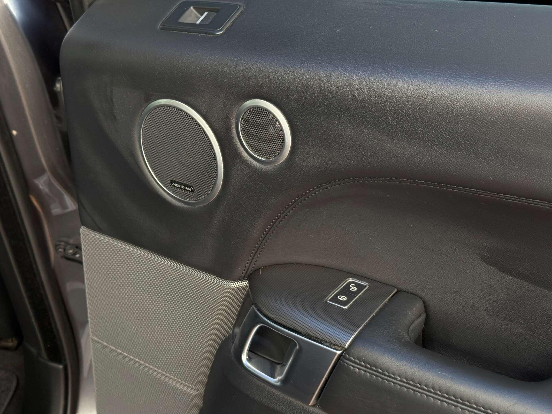 Land Rover Range Rover Sport view 29