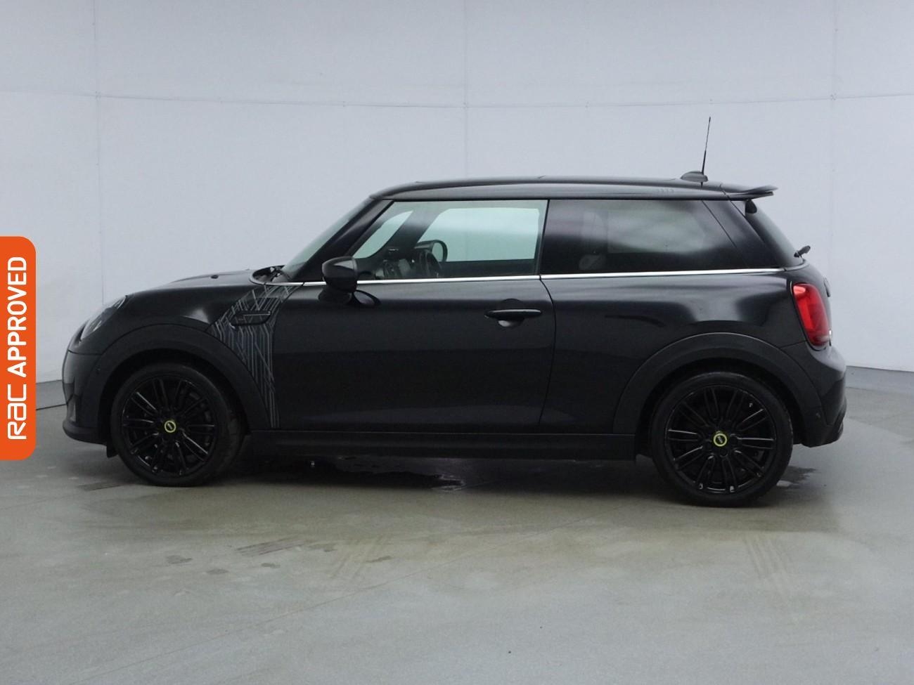 MINI Hatch view 32