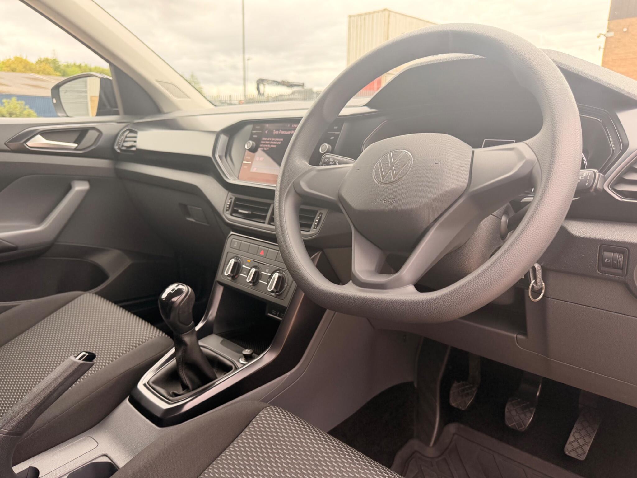 Volkswagen T-Cross view 22