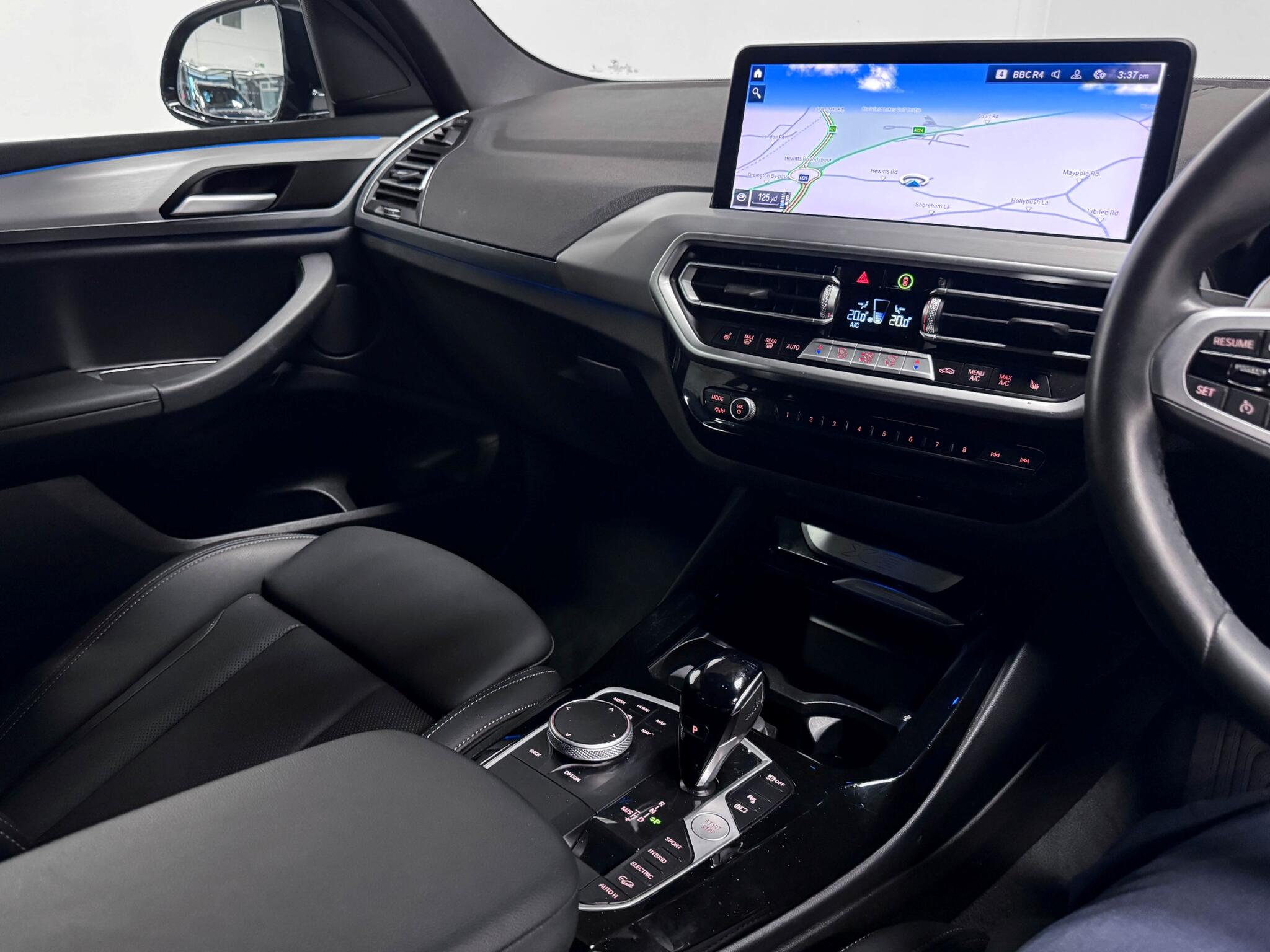 BMW X3 view 31