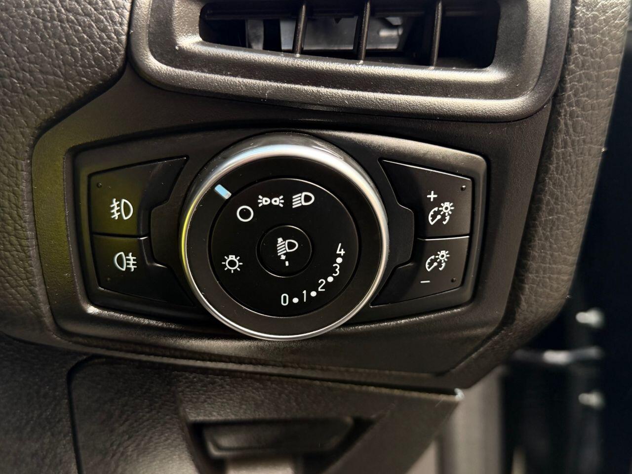 Ford Focus view 30