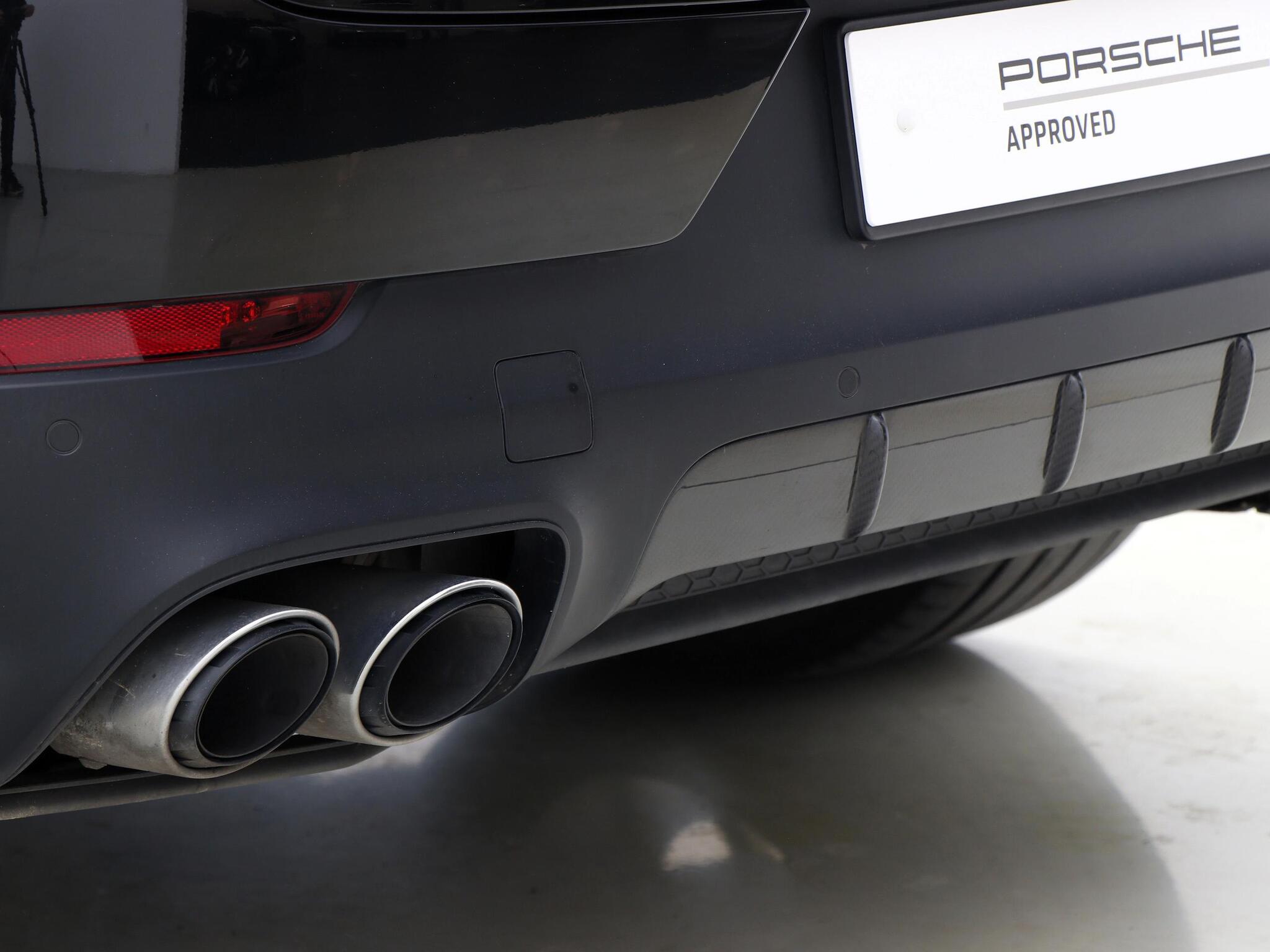Porsche Cayenne view 20
