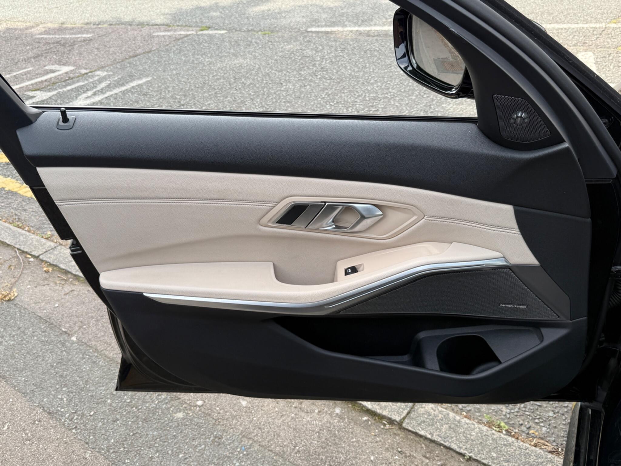 BMW 3 Series - Image 38