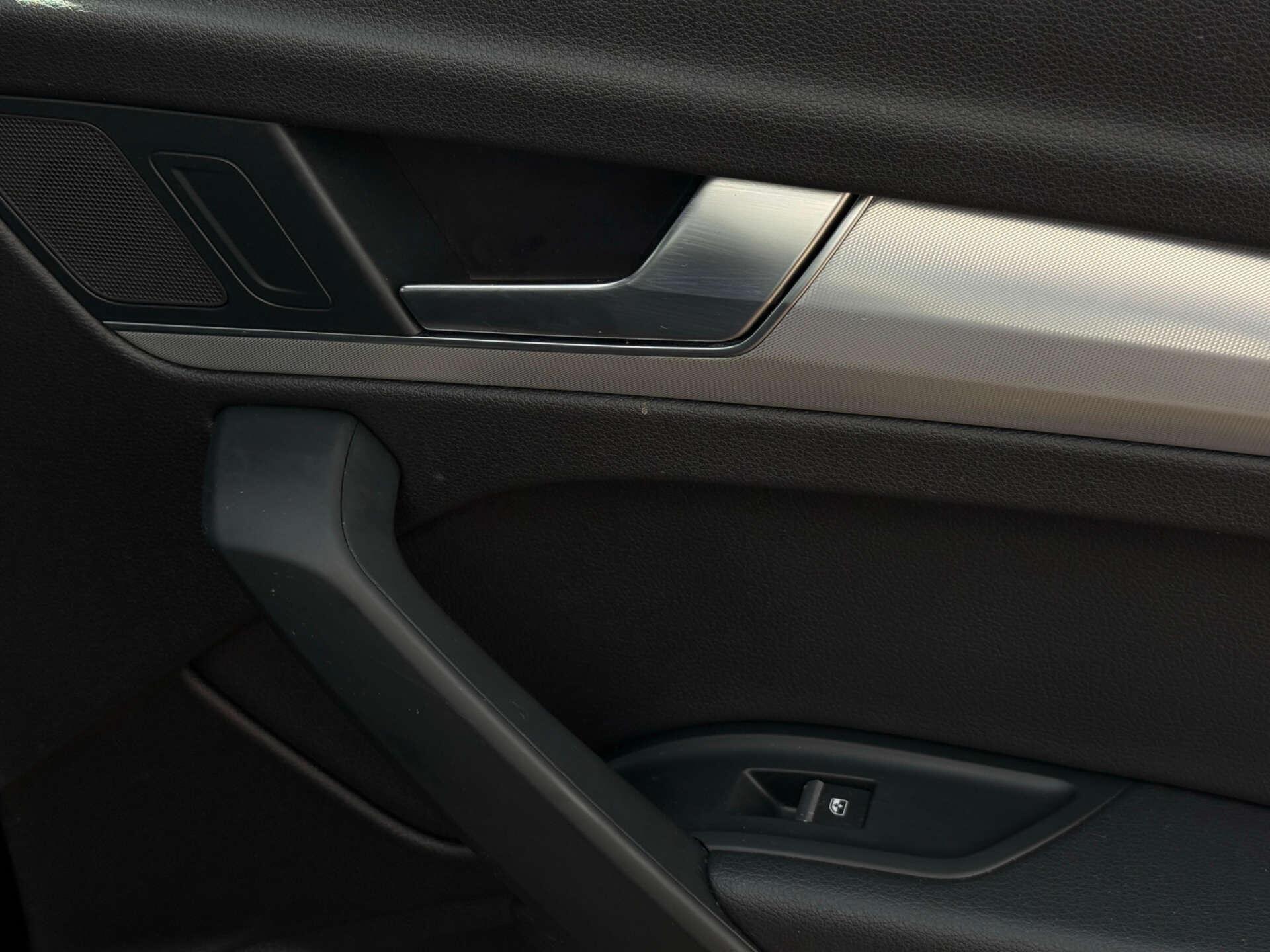 Audi Q5 view 27