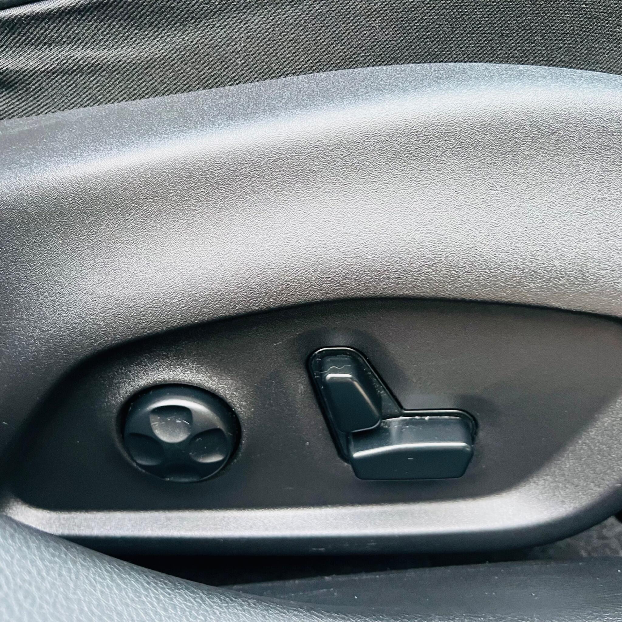 Jeep Compass view 28