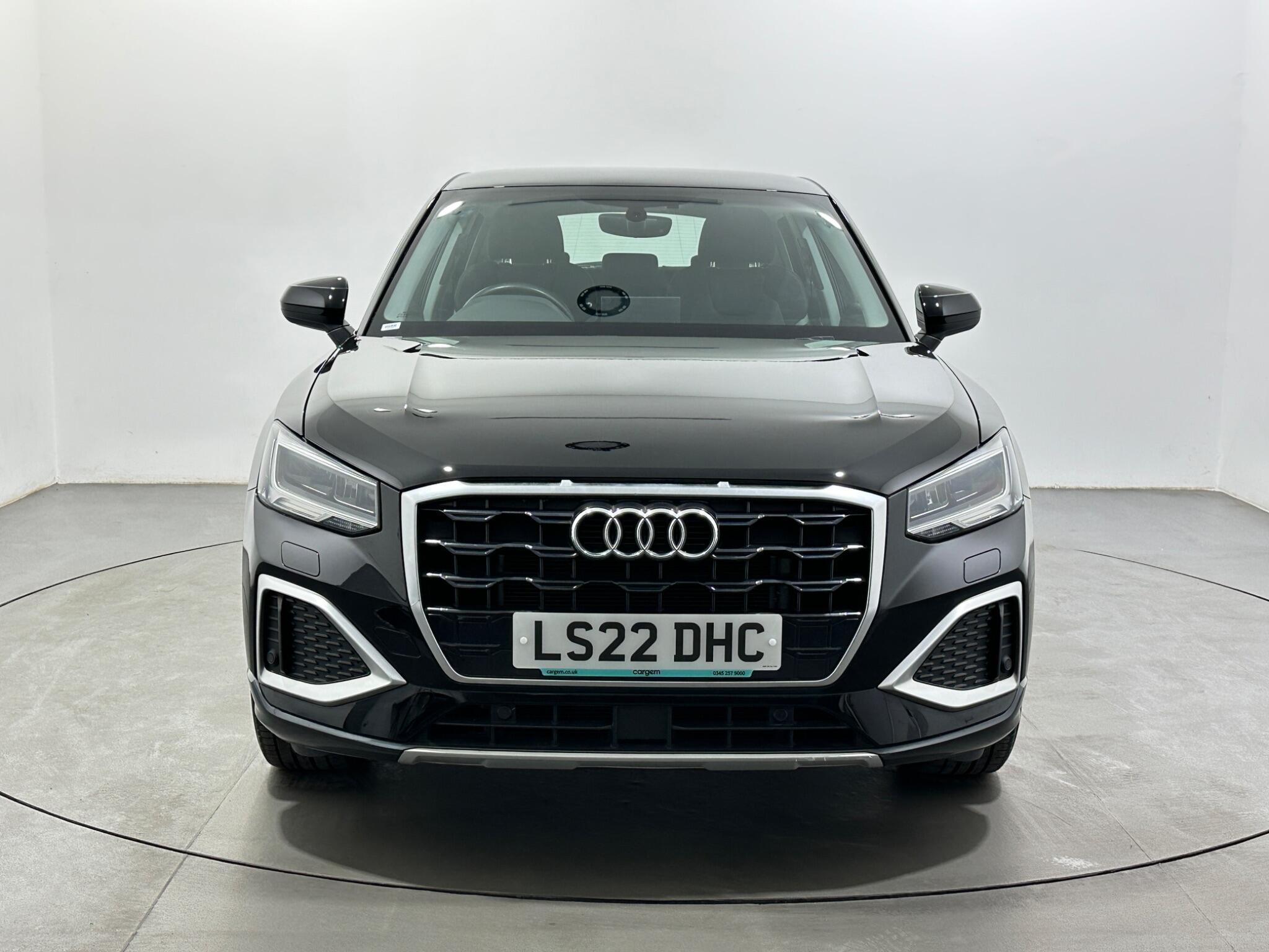 Audi Q2 view 3